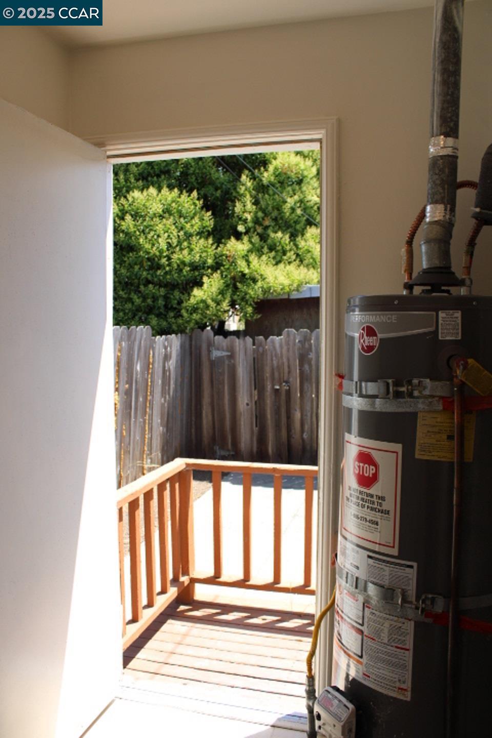 Detail Gallery Image 16 of 22 For 835 33rd St #837,  Richmond,  CA 94804 - 2 Beds | 1 Baths