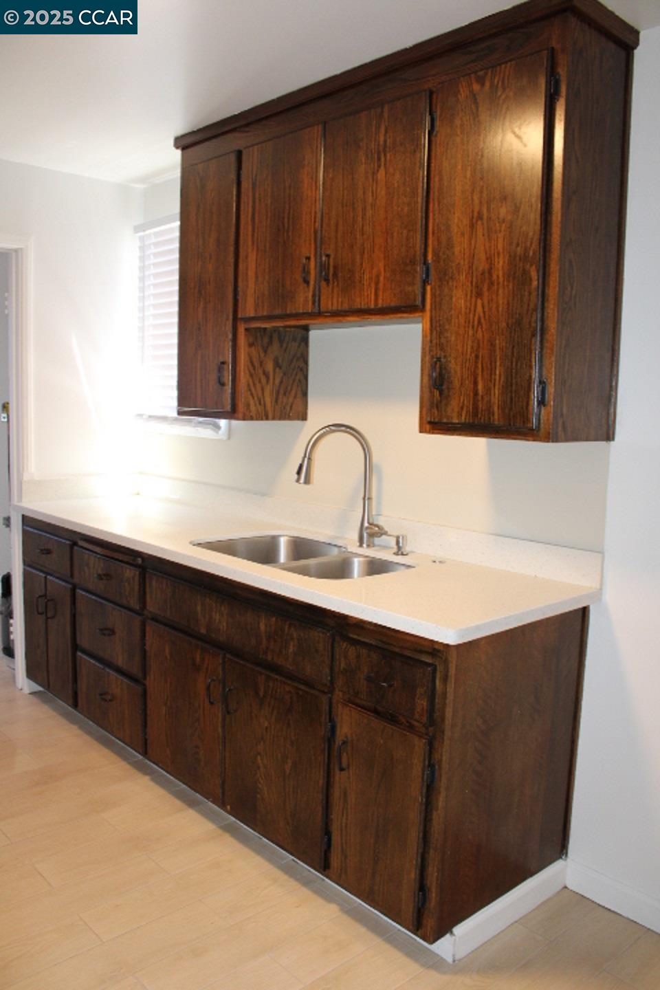 Detail Gallery Image 5 of 22 For 835 33rd St #837,  Richmond,  CA 94804 - 2 Beds | 1 Baths