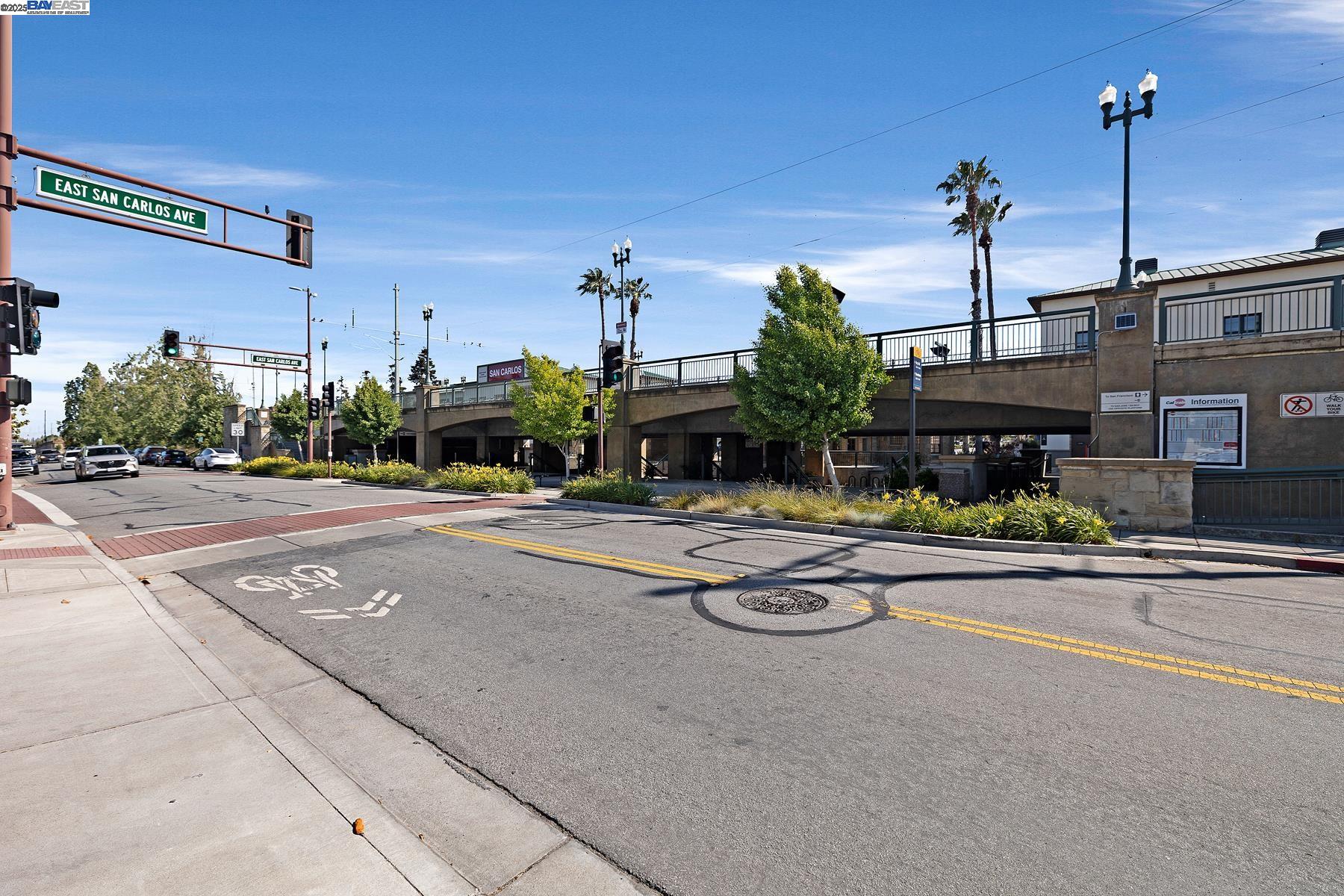 Detail Gallery Image 60 of 60 For 520 El Camino Real #202,  San Carlos,  CA 94070 - 2 Beds | 2 Baths