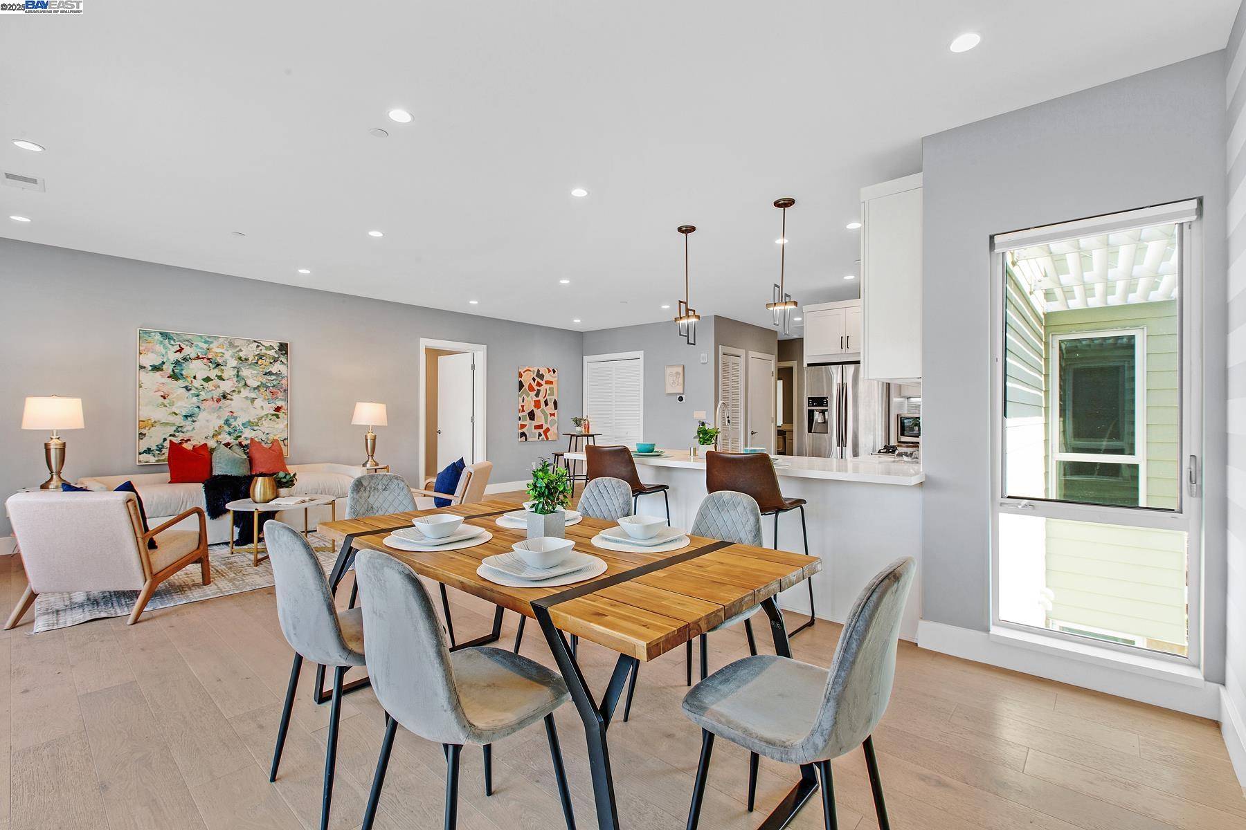 Detail Gallery Image 21 of 60 For 520 El Camino Real #308,  San Carlos,  CA 94070 - 3 Beds | 2 Baths