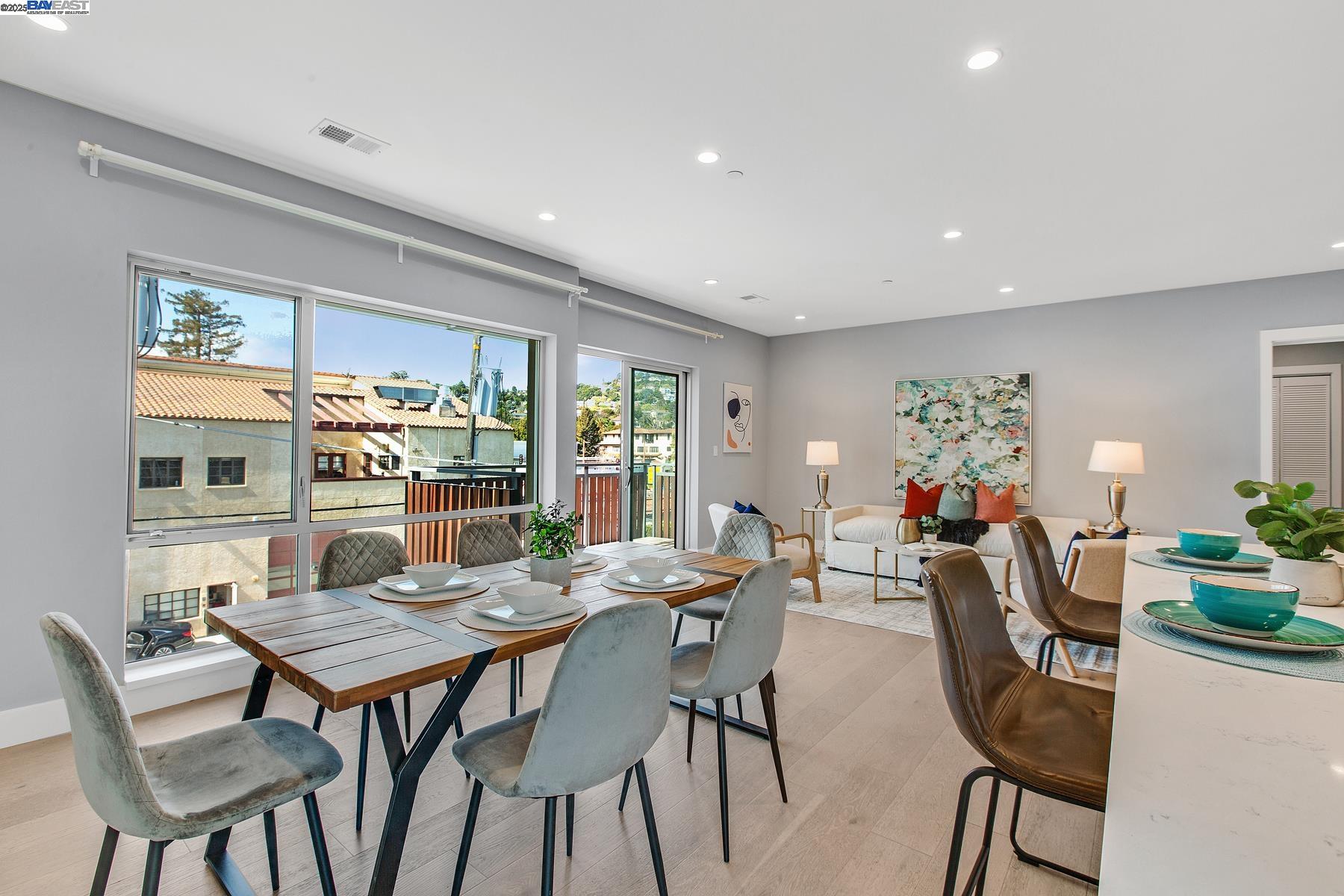 Detail Gallery Image 22 of 60 For 520 El Camino Real #308,  San Carlos,  CA 94070 - 3 Beds | 2 Baths