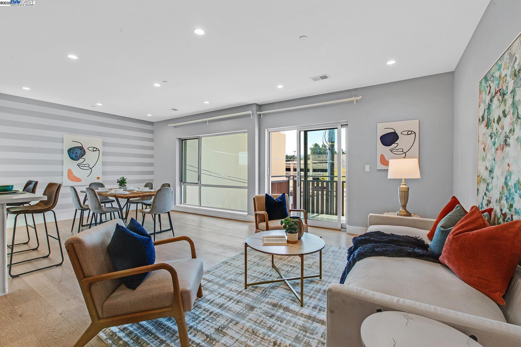 Detail Gallery Image 26 of 60 For 520 El Camino Real #308,  San Carlos,  CA 94070 - 3 Beds | 2 Baths