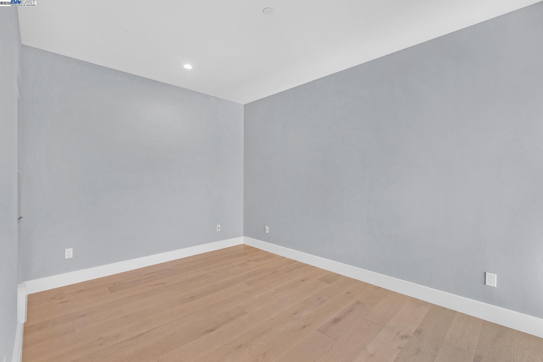 Detail Gallery Image 4 of 60 For 520 El Camino Real #308,  San Carlos,  CA 94070 - 3 Beds | 2 Baths