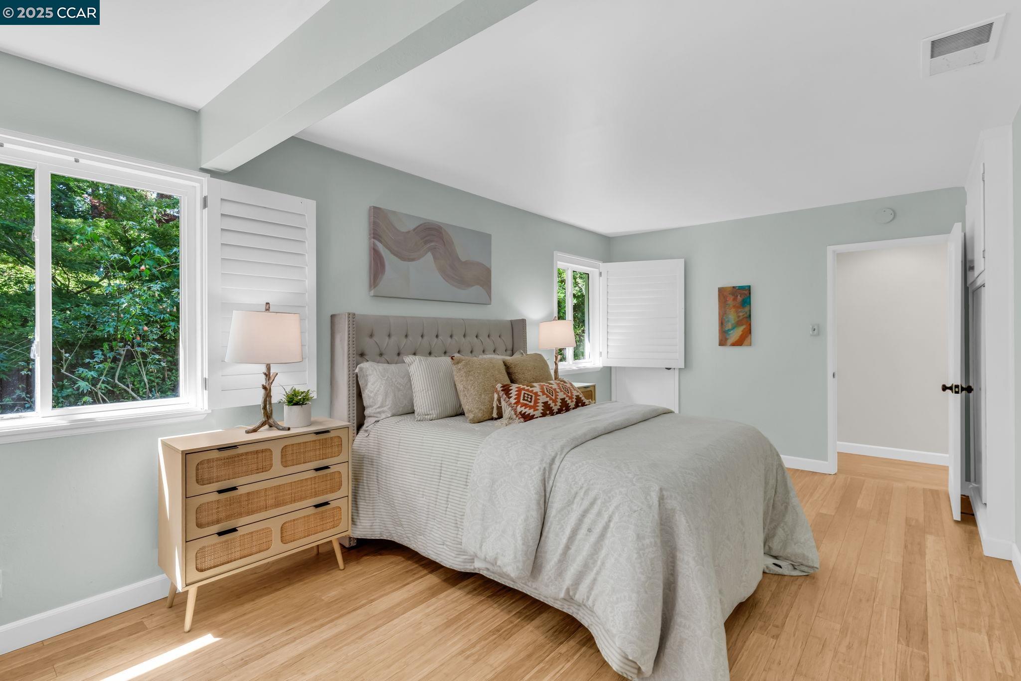 Detail Gallery Image 18 of 38 For 81 Maple Lane, Walnut Creek,  CA 94595 - 3 Beds | 2 Baths