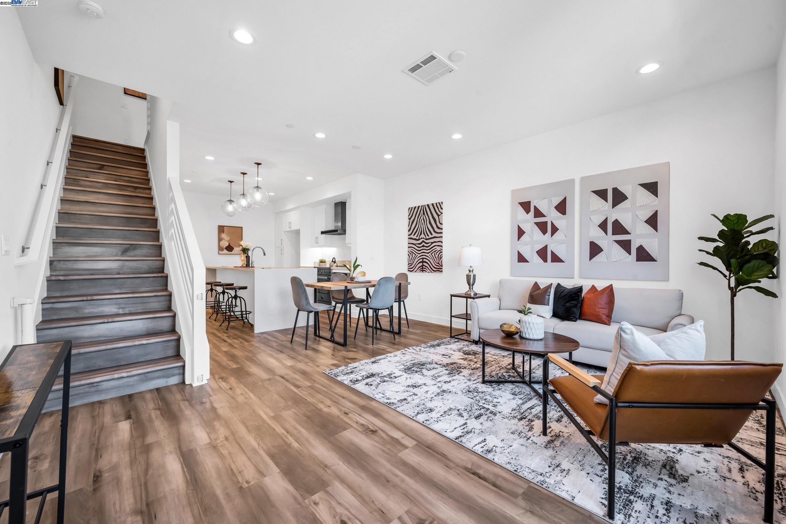 Detail Gallery Image 19 of 40 For 107 Silang St, Daly City,  CA 94014 - 4 Beds | 4 Baths