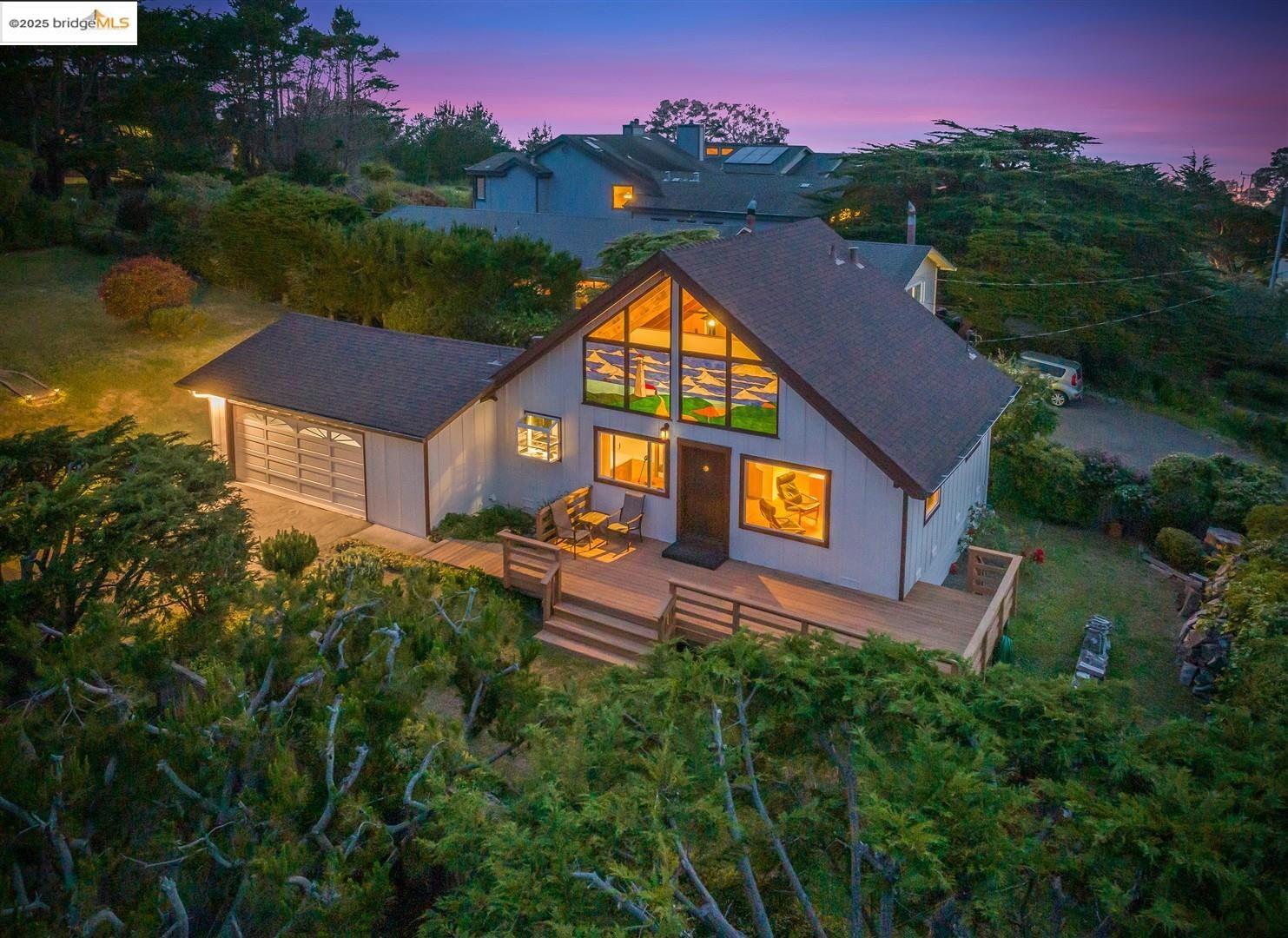 Detail Gallery Image 2 of 60 For 1400 Audubon Ave, Montara,  CA 94037 - 2 Beds | 2 Baths