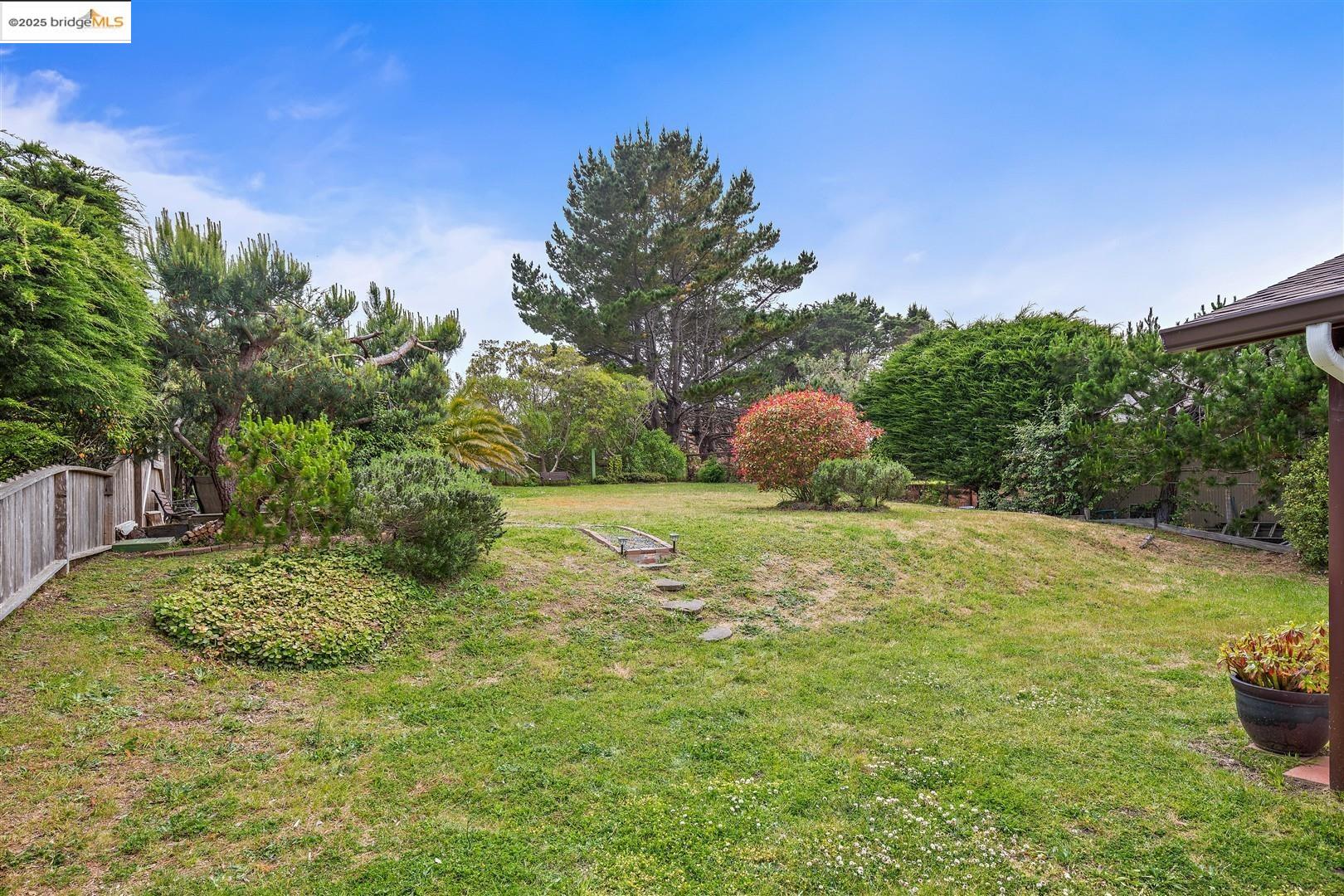 Detail Gallery Image 36 of 60 For 1400 Audubon Ave, Montara,  CA 94037 - 2 Beds | 2 Baths