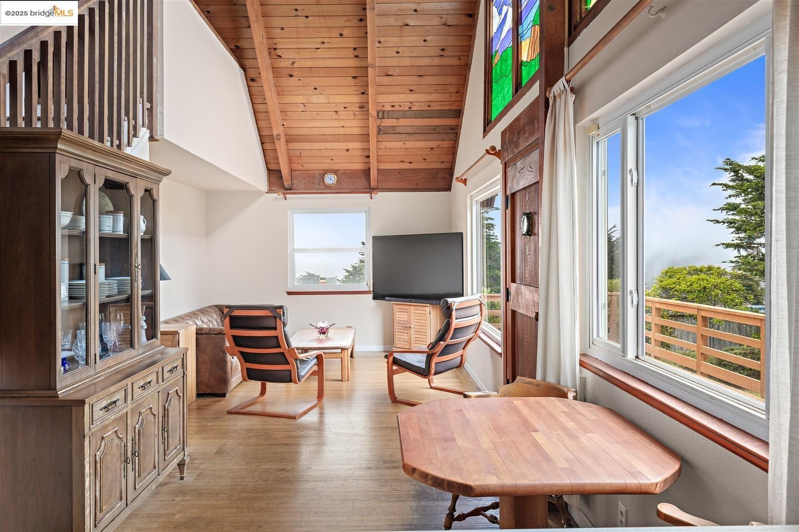 Detail Gallery Image 6 of 60 For 1400 Audubon Ave, Montara,  CA 94037 - 2 Beds | 2 Baths