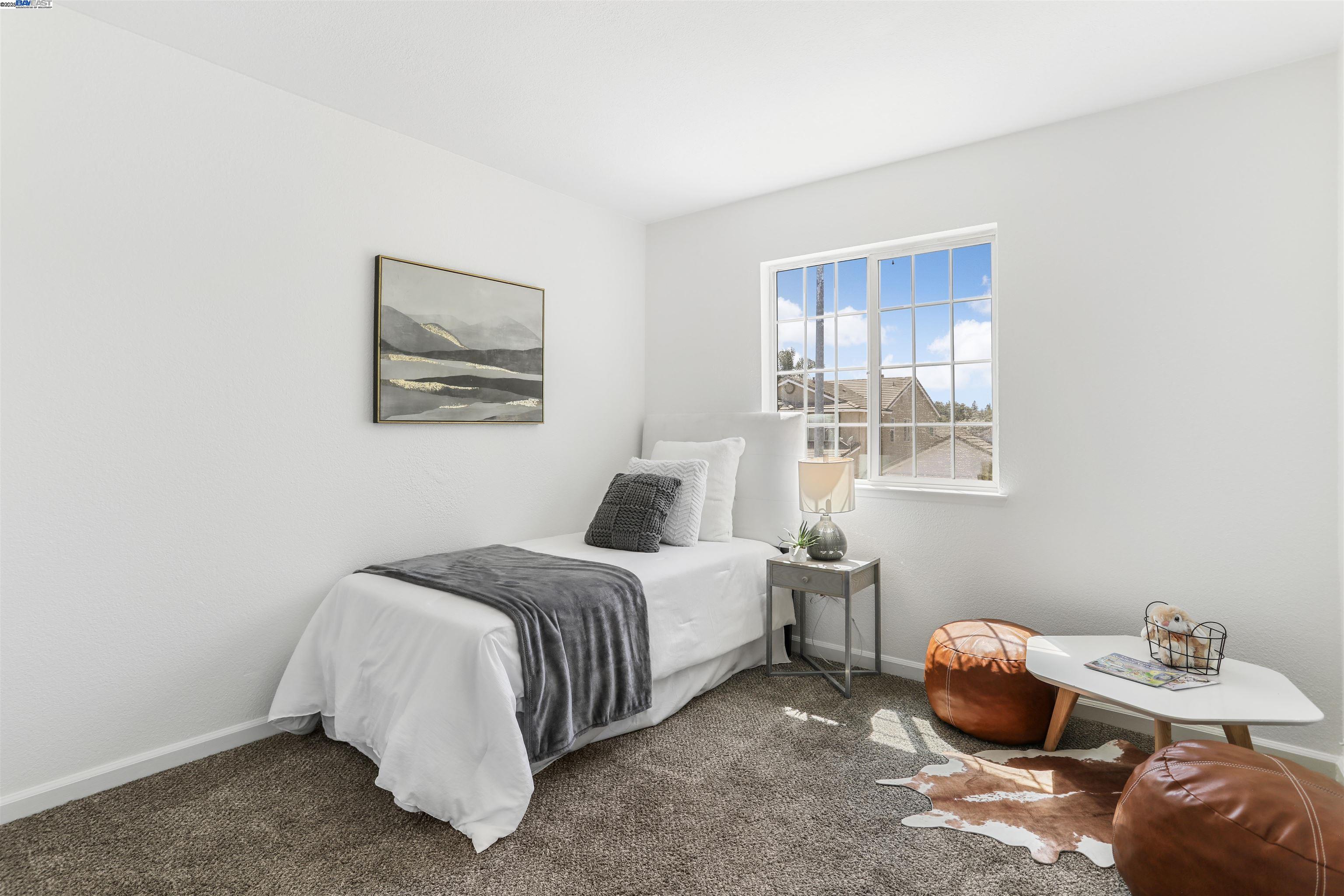 Detail Gallery Image 27 of 41 For 4518 Sydney Ln, Stockton,  CA 95206-6287 - 4 Beds | 2/1 Baths