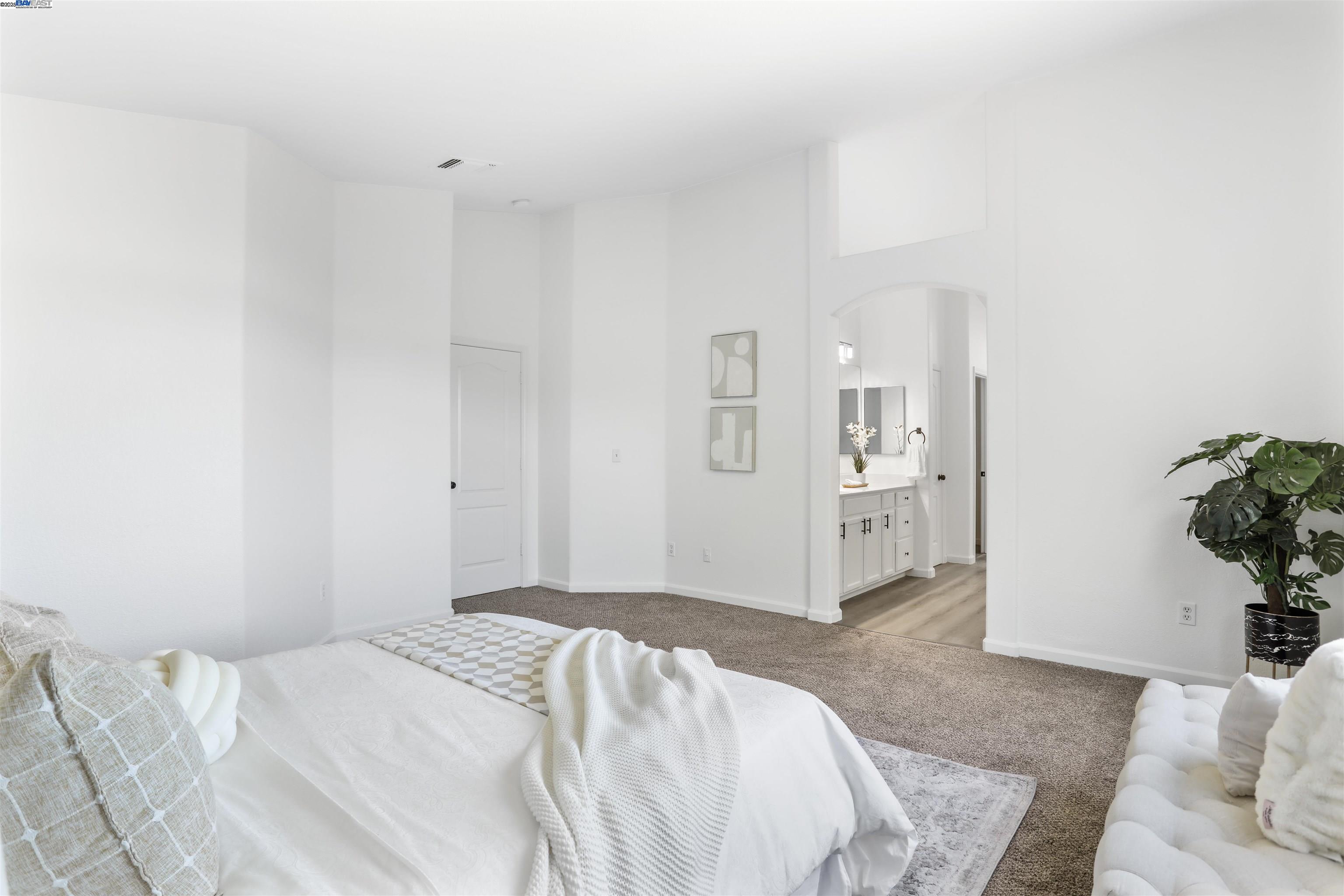 Detail Gallery Image 31 of 41 For 4518 Sydney Ln, Stockton,  CA 95206-6287 - 4 Beds | 2/1 Baths