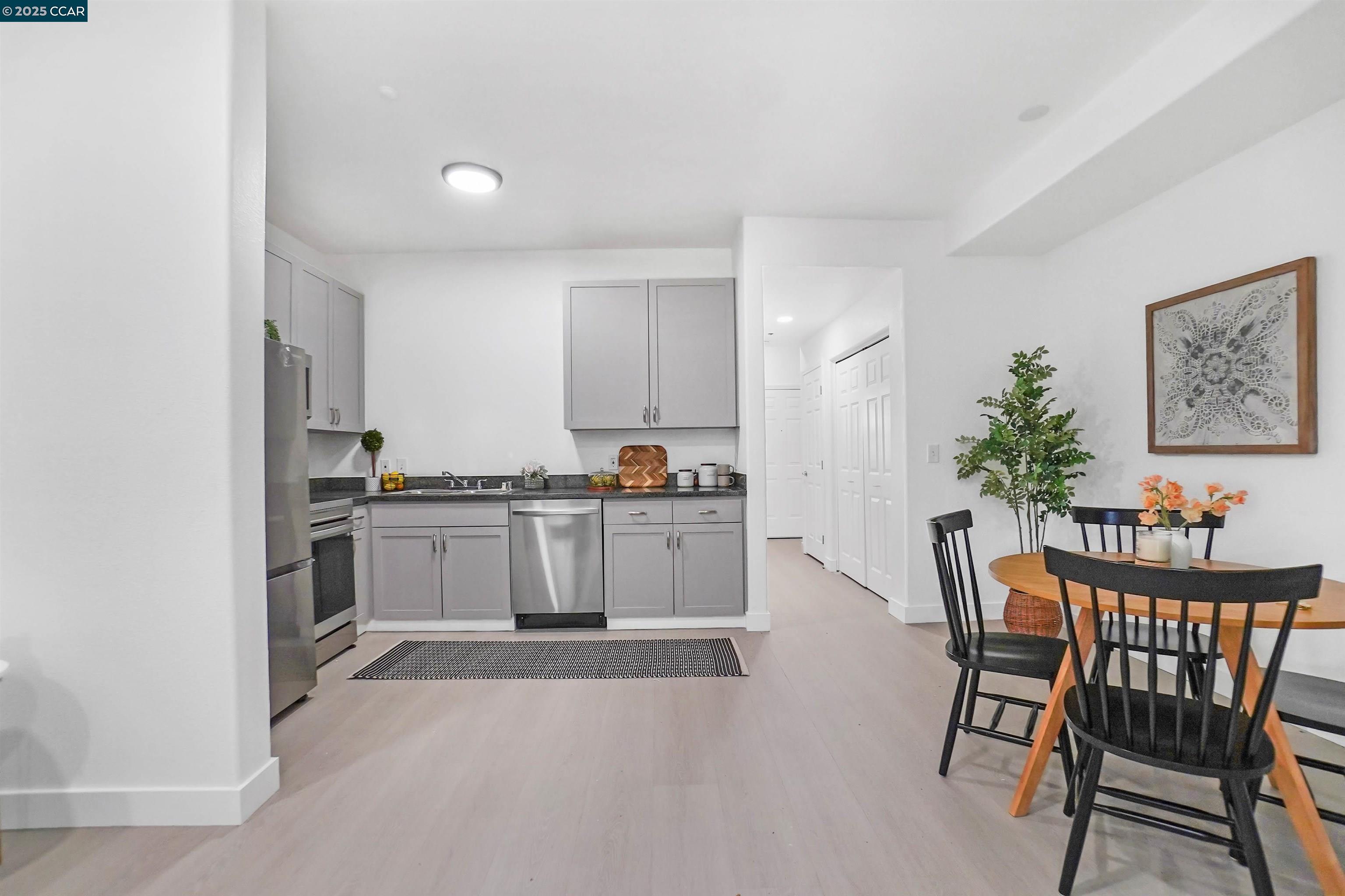 Photo #16: 41099225 Listing: Photo #16