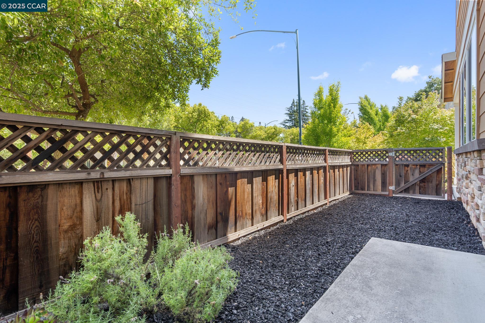 Photo #41: 41099228 Listing: Photo #41