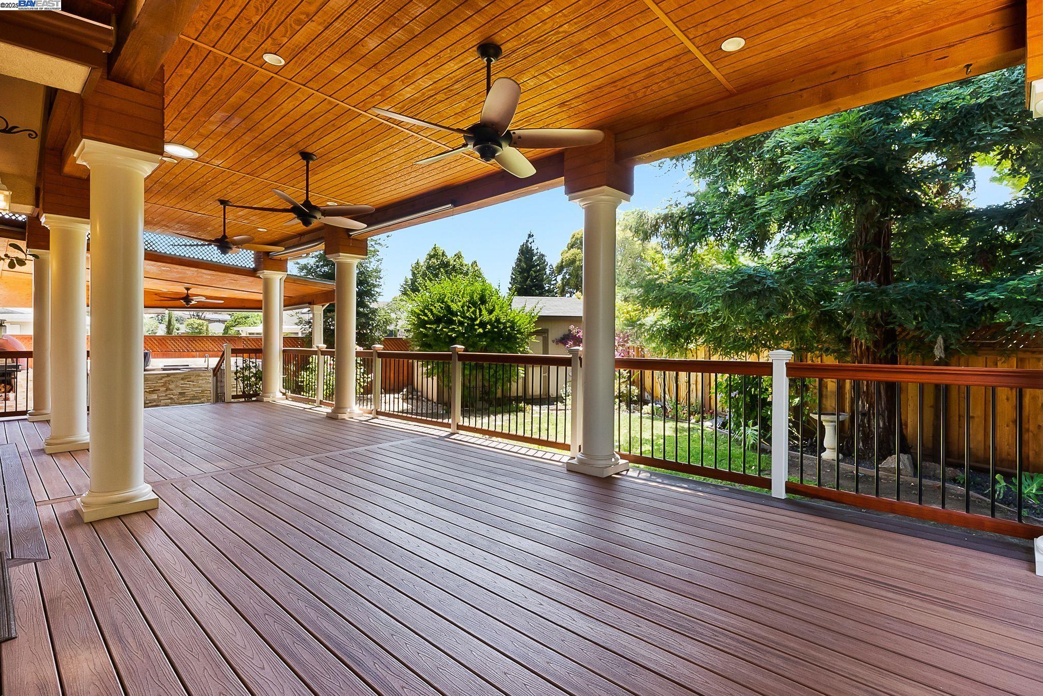 Detail Gallery Image 2 of 44 For 1673 Richardson Court, Concord,  CA 94519 - 4 Beds | 4 Baths
