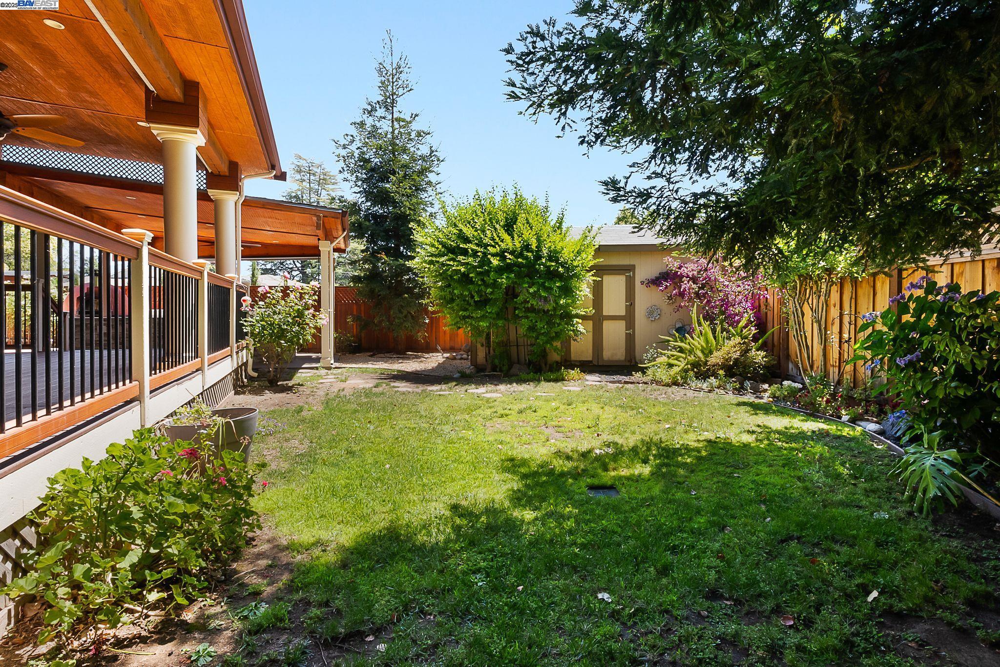 Detail Gallery Image 12 of 53 For 1673 Richardson Court, Concord,  CA 94519 - 4 Beds | 4 Baths