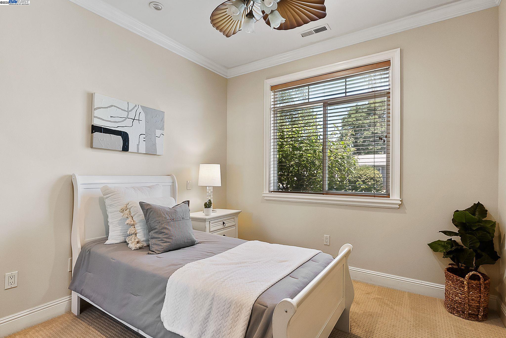 Detail Gallery Image 14 of 44 For 1673 Richardson Court, Concord,  CA 94519 - 4 Beds | 4 Baths
