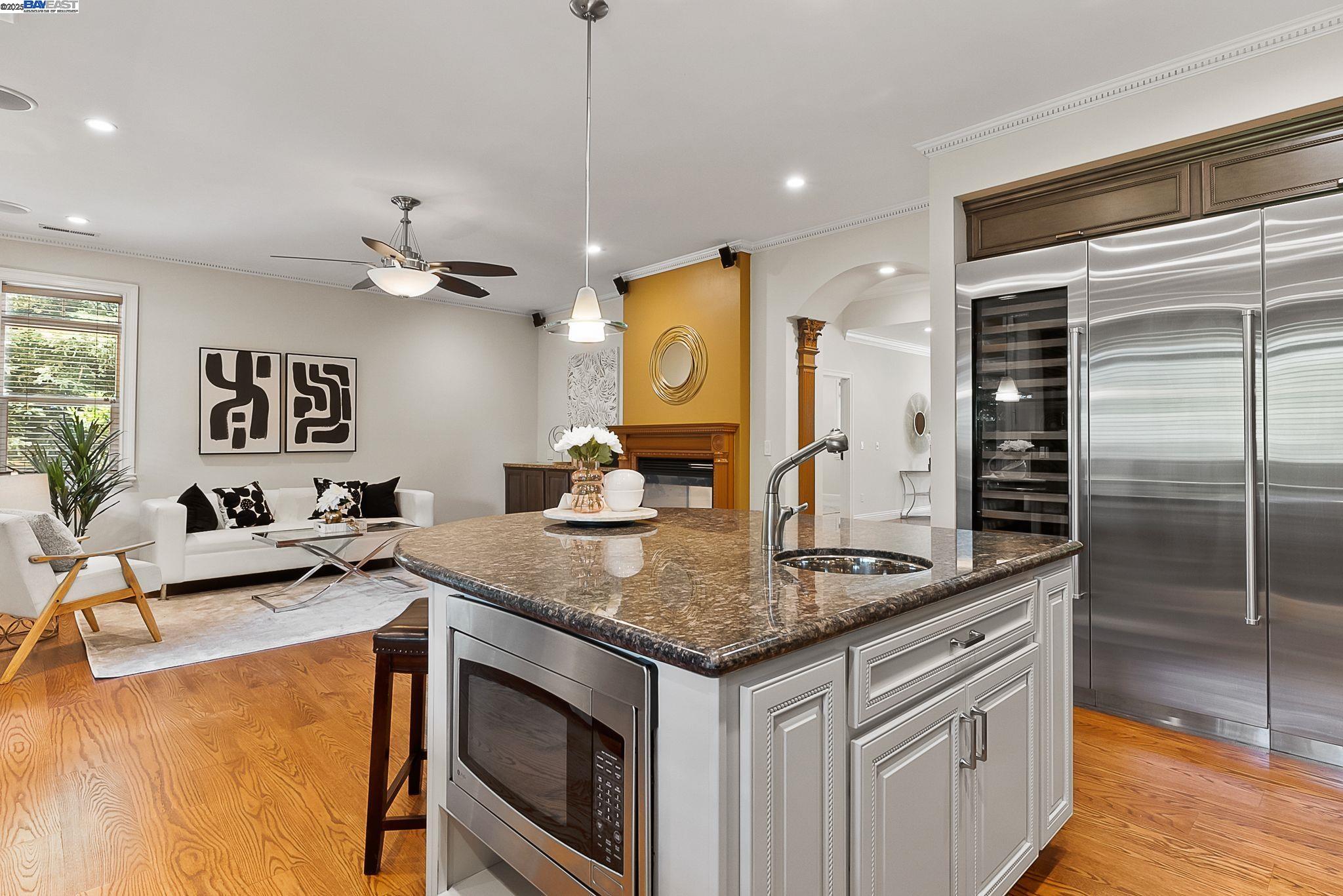 Detail Gallery Image 18 of 44 For 1673 Richardson Court, Concord,  CA 94519 - 4 Beds | 4 Baths