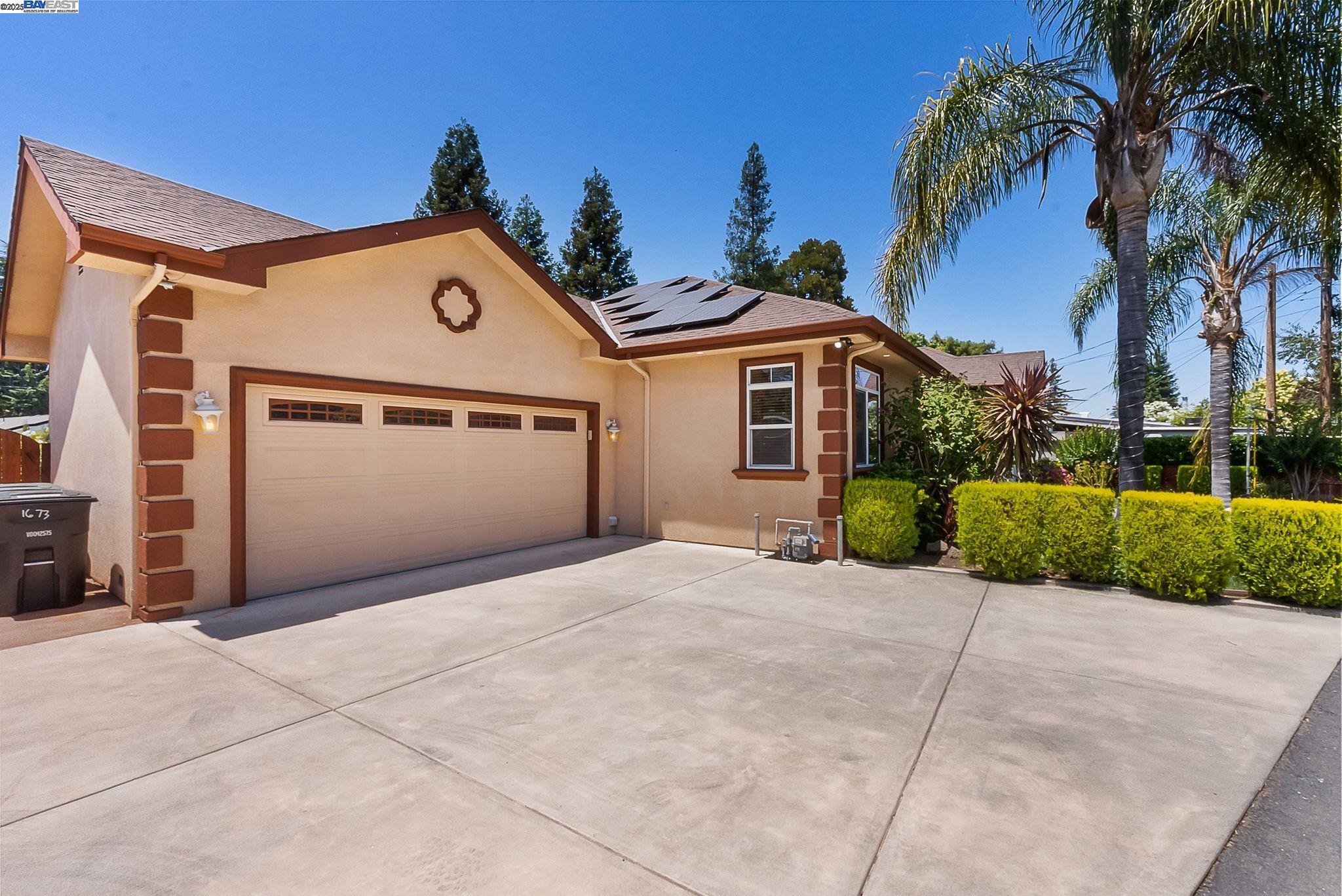 Detail Gallery Image 31 of 44 For 1673 Richardson Court, Concord,  CA 94519 - 4 Beds | 4 Baths