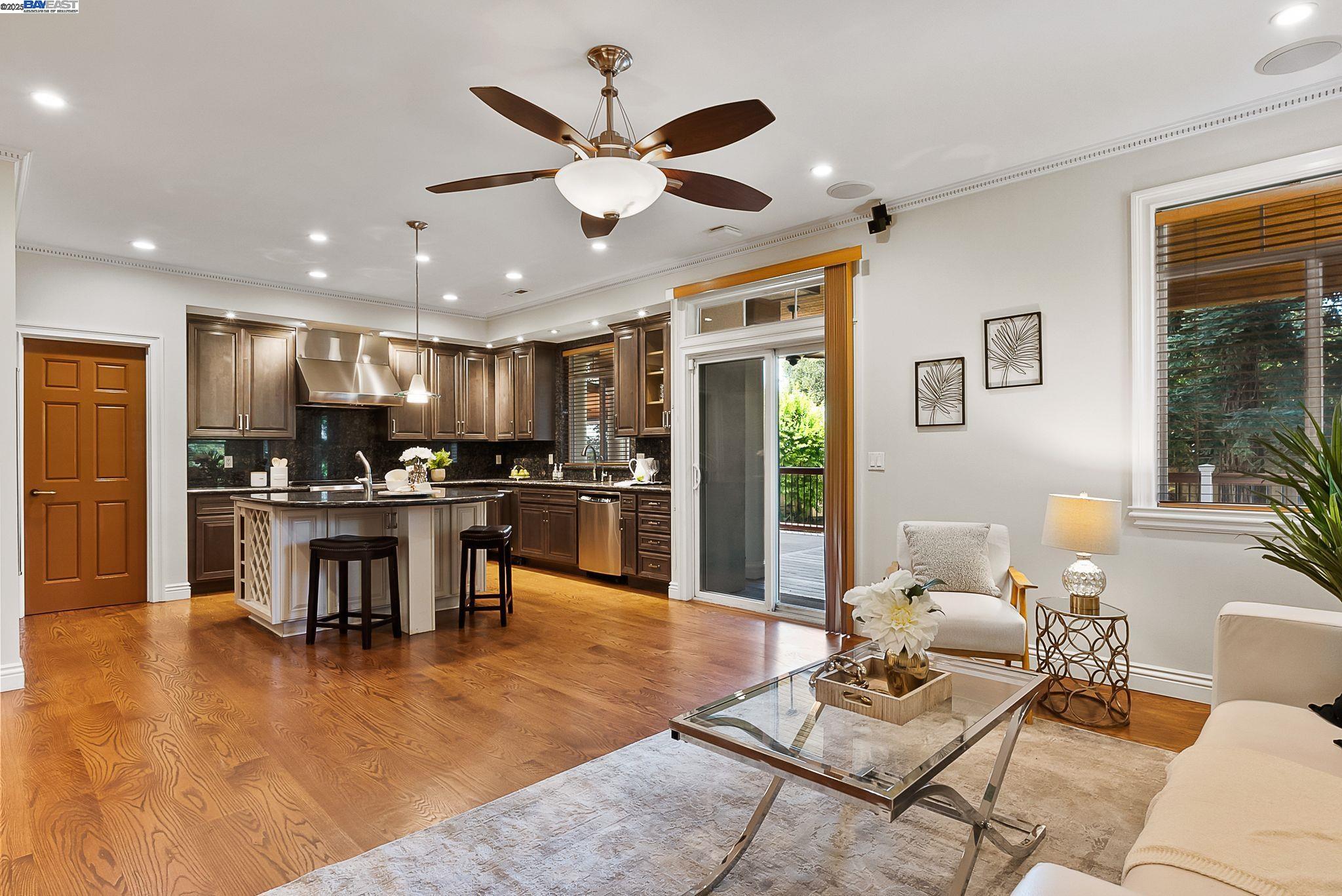 Detail Gallery Image 36 of 44 For 1673 Richardson Court, Concord,  CA 94519 - 4 Beds | 4 Baths