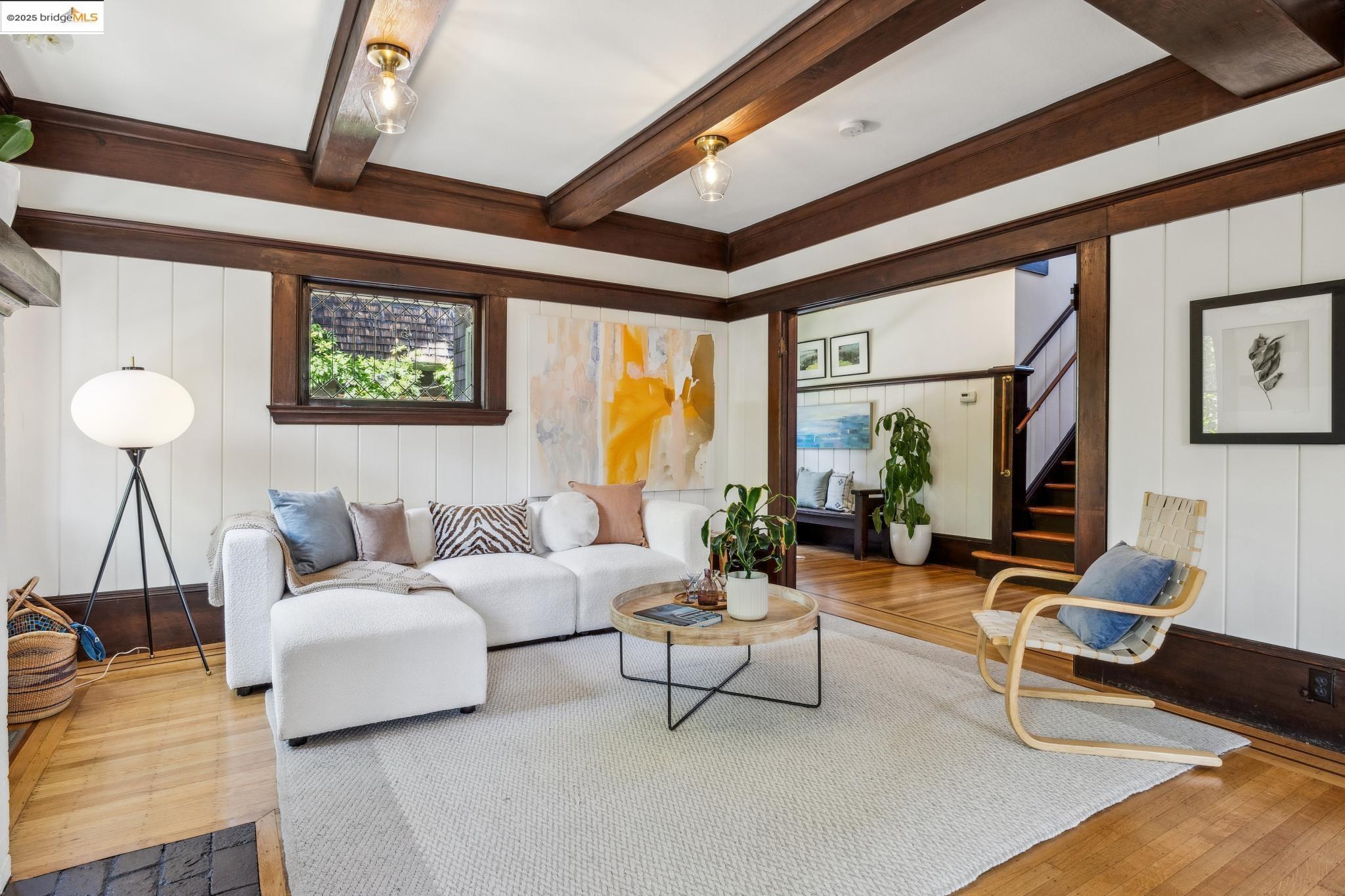 Detail Gallery Image 15 of 56 For 2945 Magnolia St, Berkeley,  CA 94705 - 4 Beds | 2 Baths