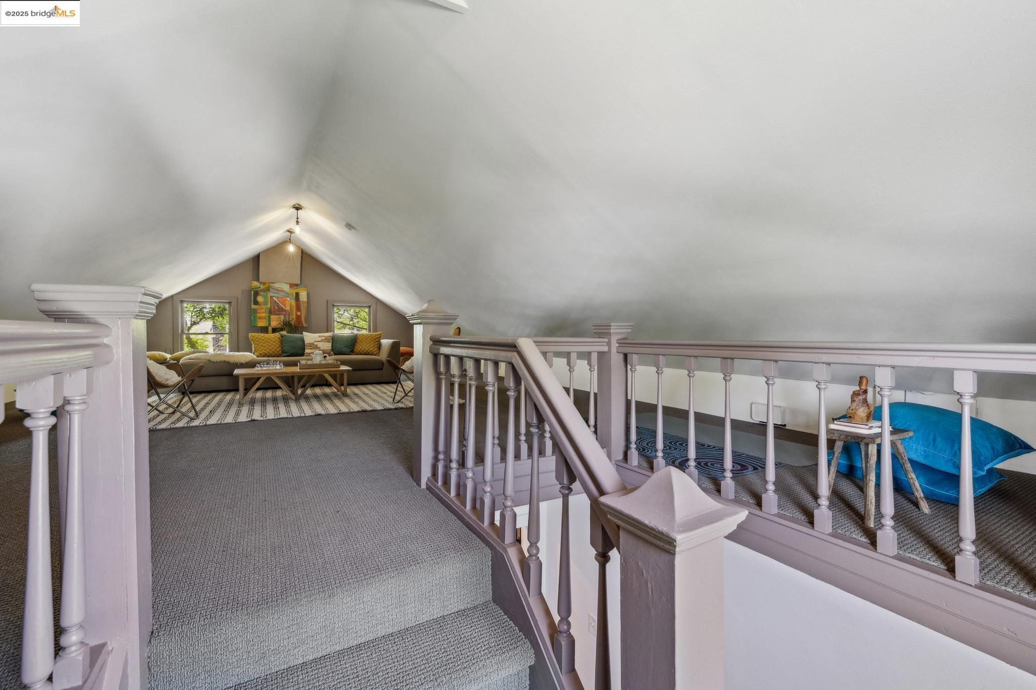 Detail Gallery Image 51 of 56 For 2945 Magnolia St, Berkeley,  CA 94705 - 4 Beds | 2 Baths