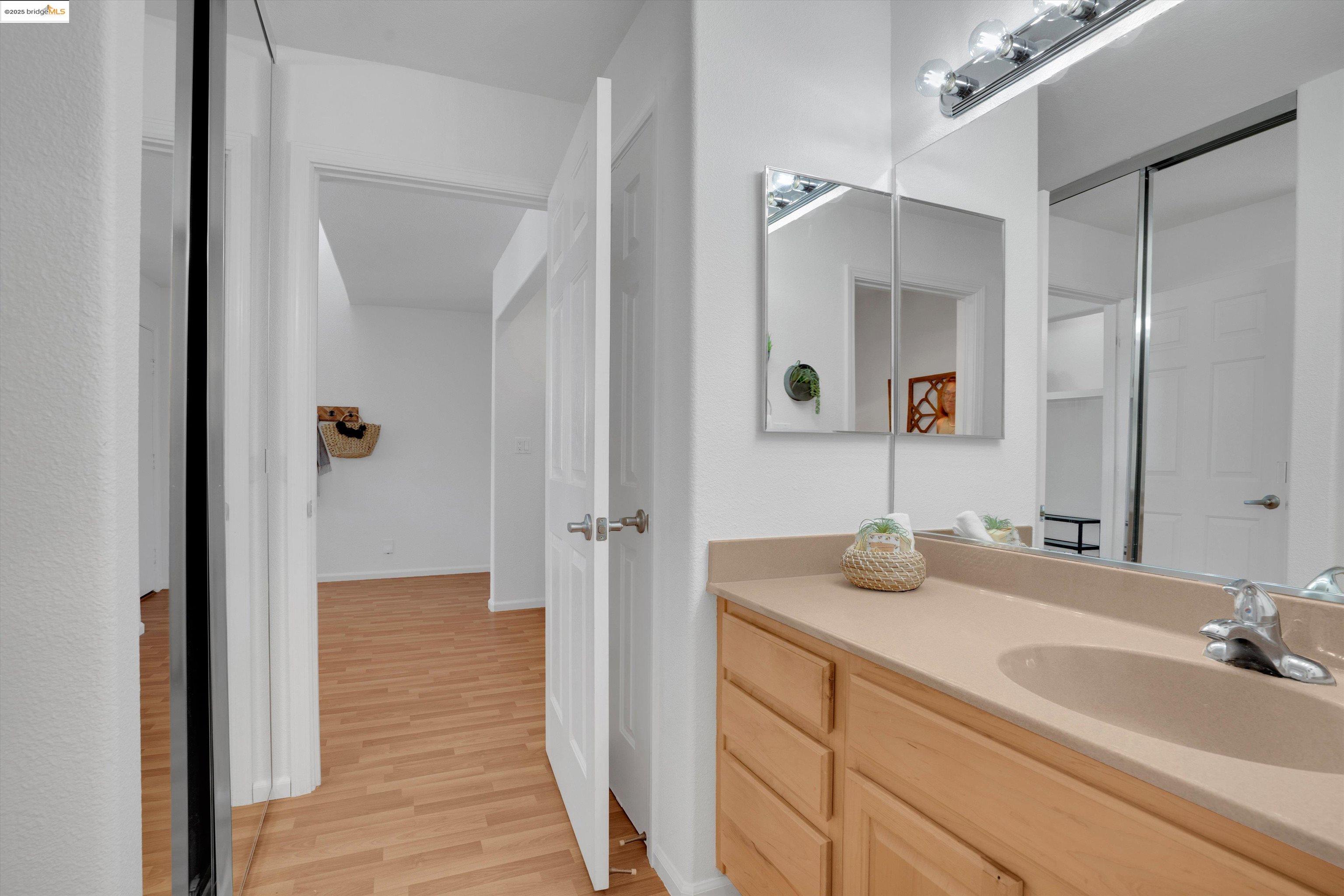 Photo #16: 41099251 Listing: Photo #16