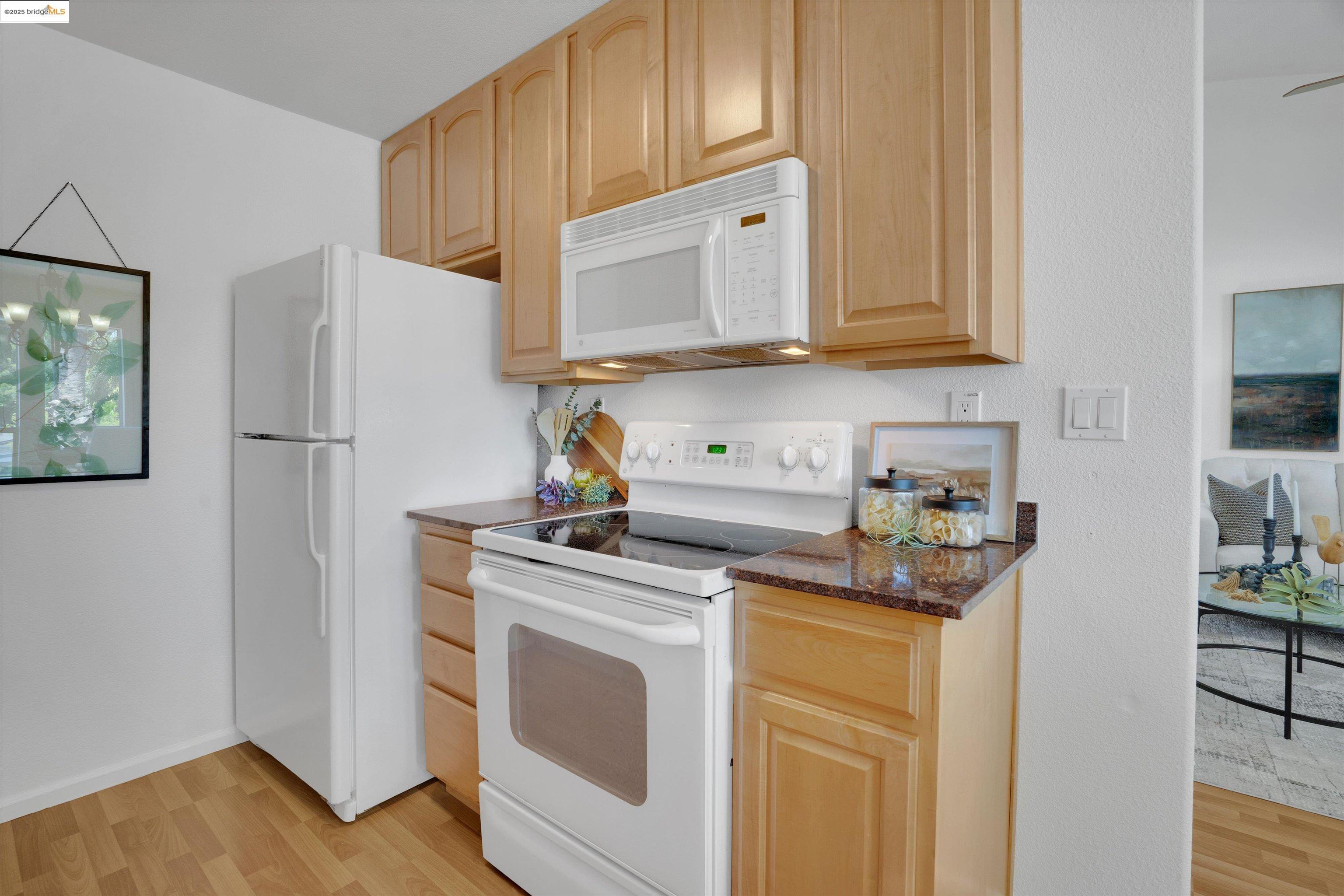 Photo #8: 41099251 Listing: Photo #8