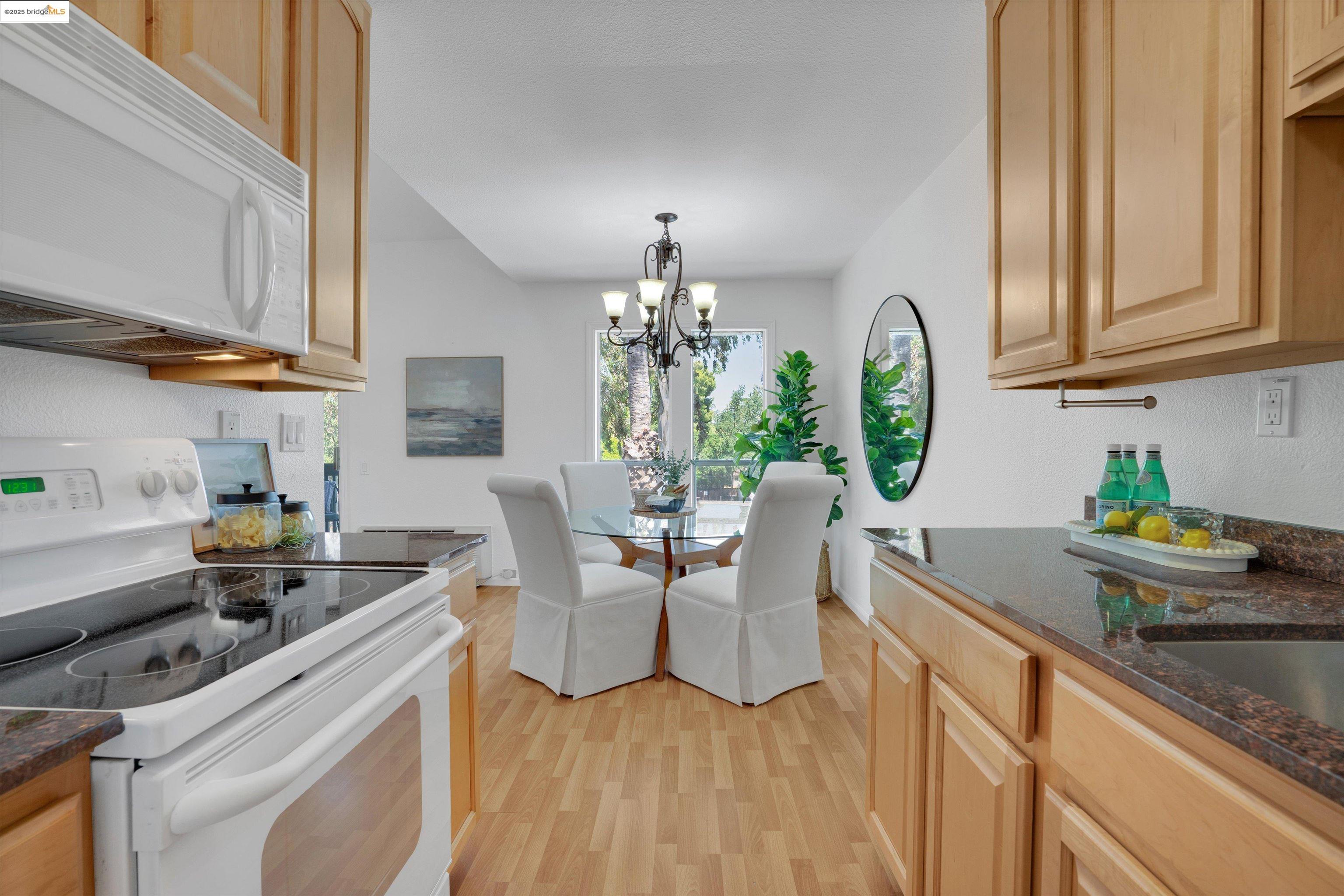 Photo #9: 41099251 Listing: Photo #9