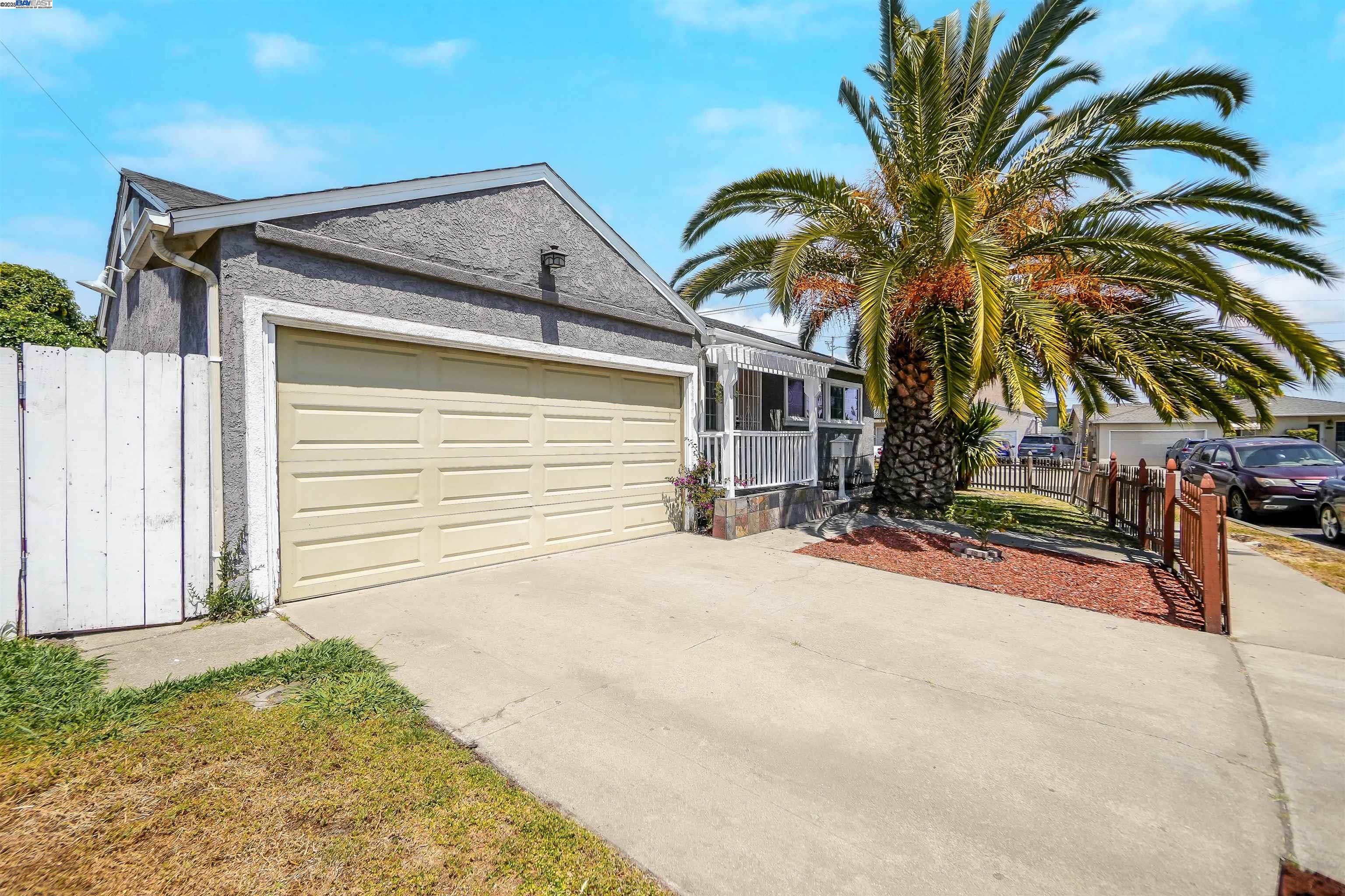 Detail Gallery Image 1 of 1 For 25896 Booker Way, Hayward,  CA 94544 - 3 Beds | 1 Baths