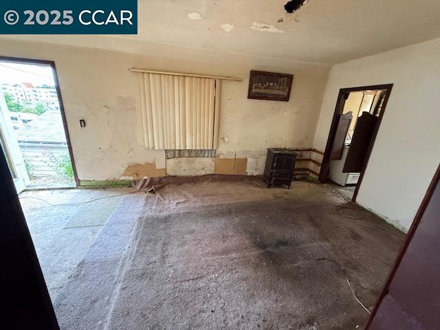 Detail Gallery Image 14 of 18 For 861 3rd Ave, Pinole,  CA 94564 - 4 Beds | 1/1 Baths