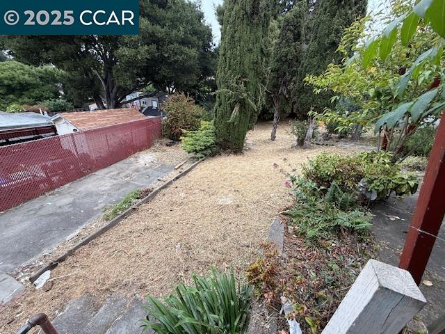 Detail Gallery Image 18 of 18 For 861 3rd Ave, Pinole,  CA 94564 - 4 Beds | 1/1 Baths