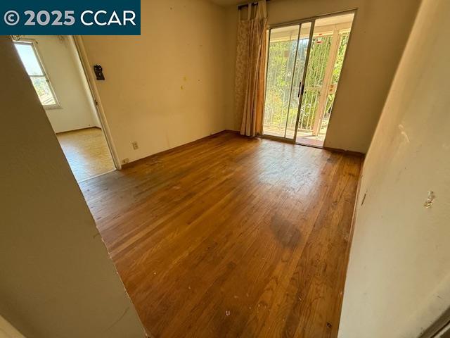 Detail Gallery Image 8 of 18 For 861 3rd Ave, Pinole,  CA 94564 - 4 Beds | 1/1 Baths