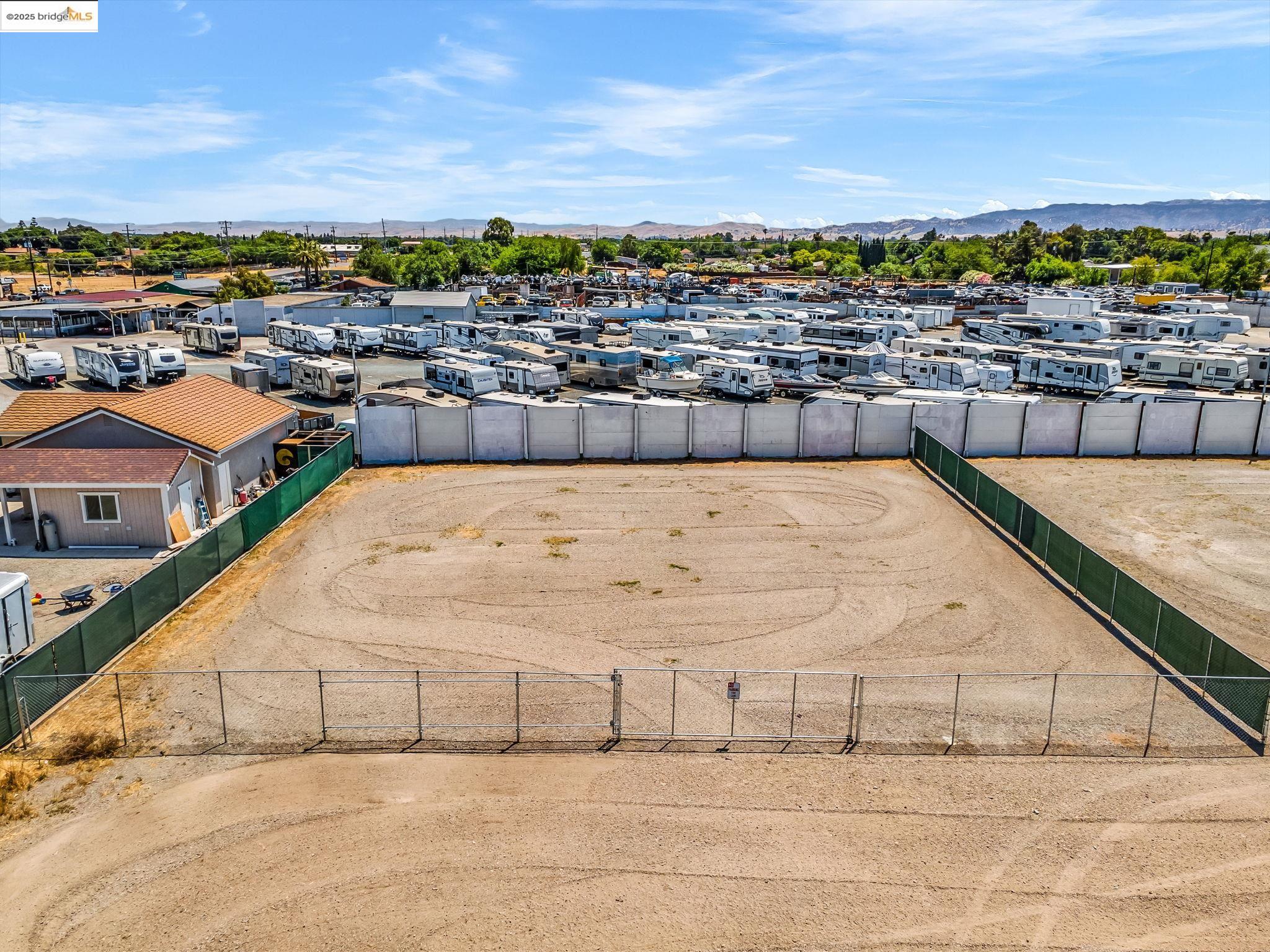 6181 BRENTWOOD BLVD #B, Brentwood, California 94513, ,Commercial Lease,For Rent,6181 BRENTWOOD BLVD #B,41099270