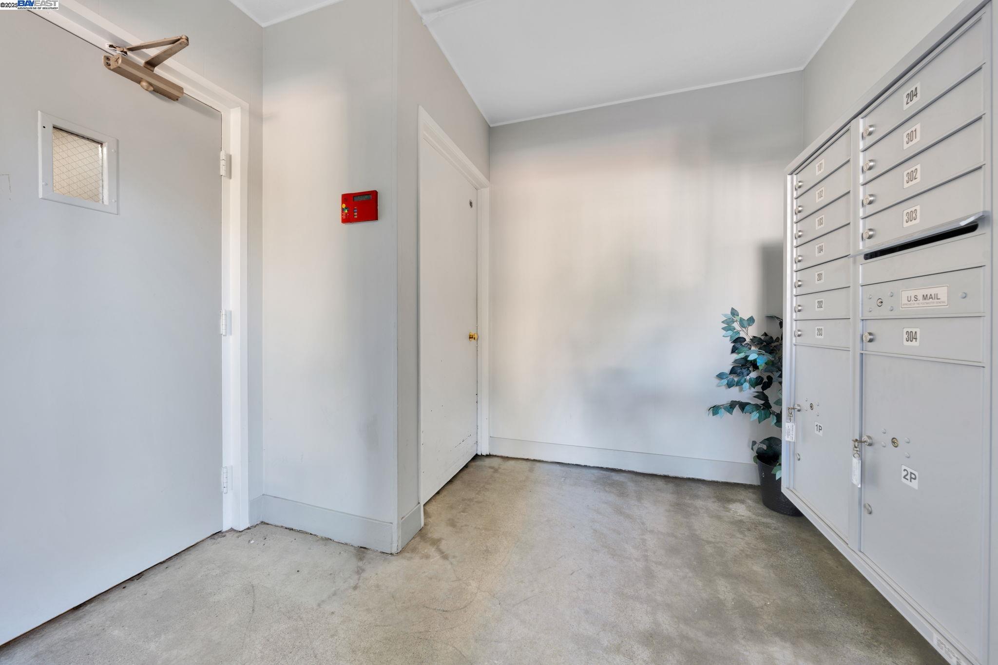 Photo #10: 41099272 Listing: Photo #10