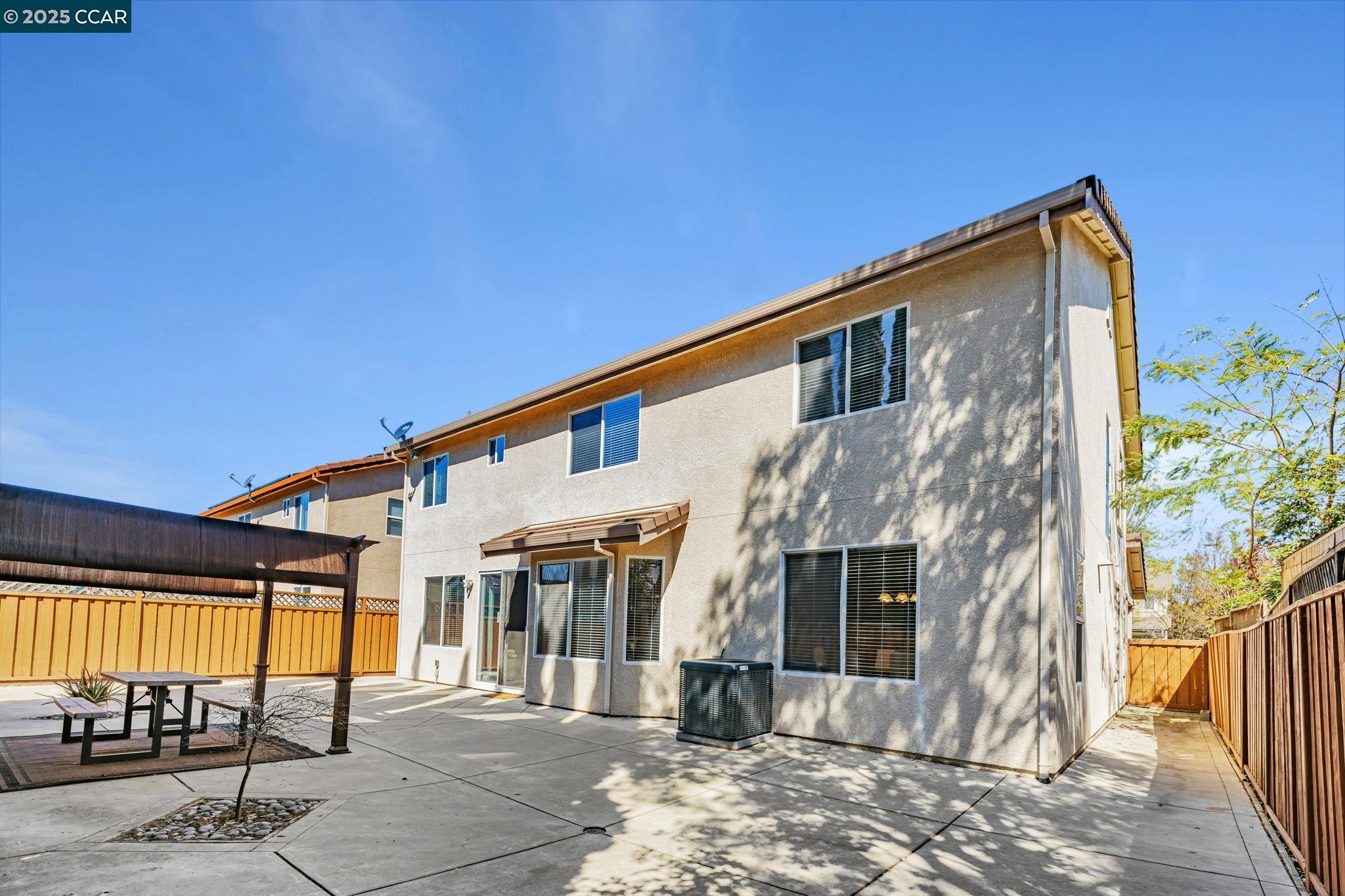 Detail Gallery Image 25 of 32 For 4867 Big Bear Rd, Oakley,  CA 94561 - 6 Beds | 3 Baths