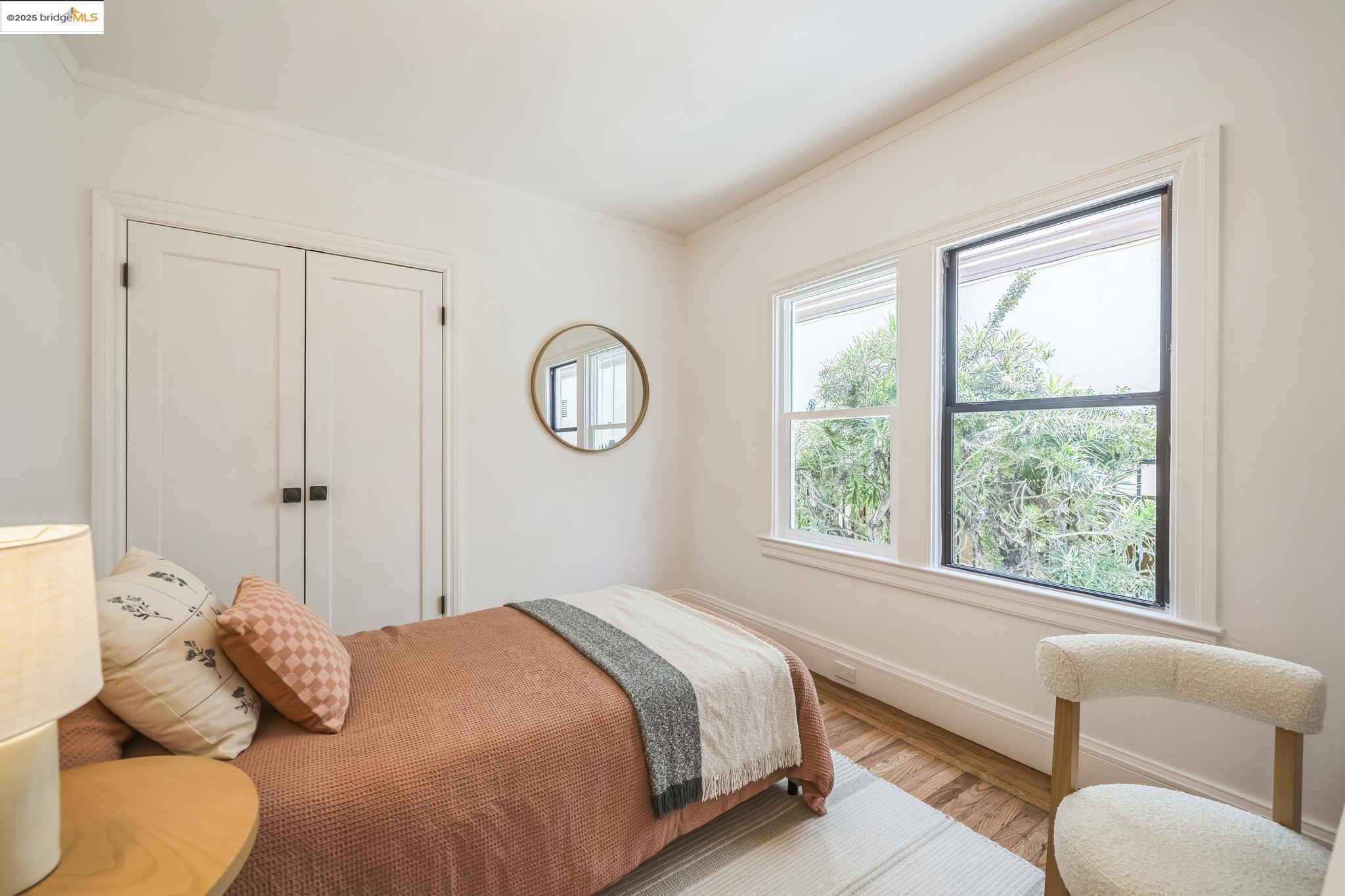 Detail Gallery Image 12 of 22 For 1515 Derby St, Berkeley,  CA 94703 - 2 Beds | 1 Baths