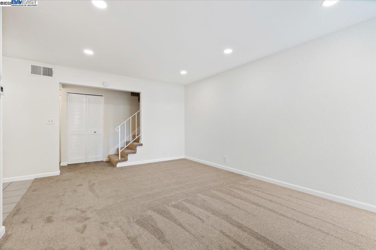 Photo #5: 41099284 Listing: Photo #5