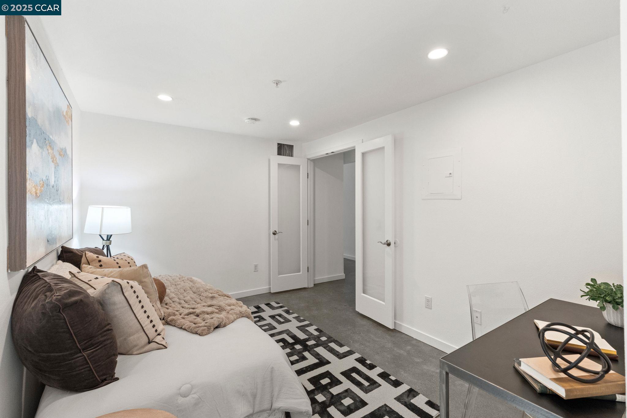 Detail Gallery Image 17 of 40 For 1200 65th St #230,  Emeryville,  CA 94608 - 2 Beds | 1 Baths