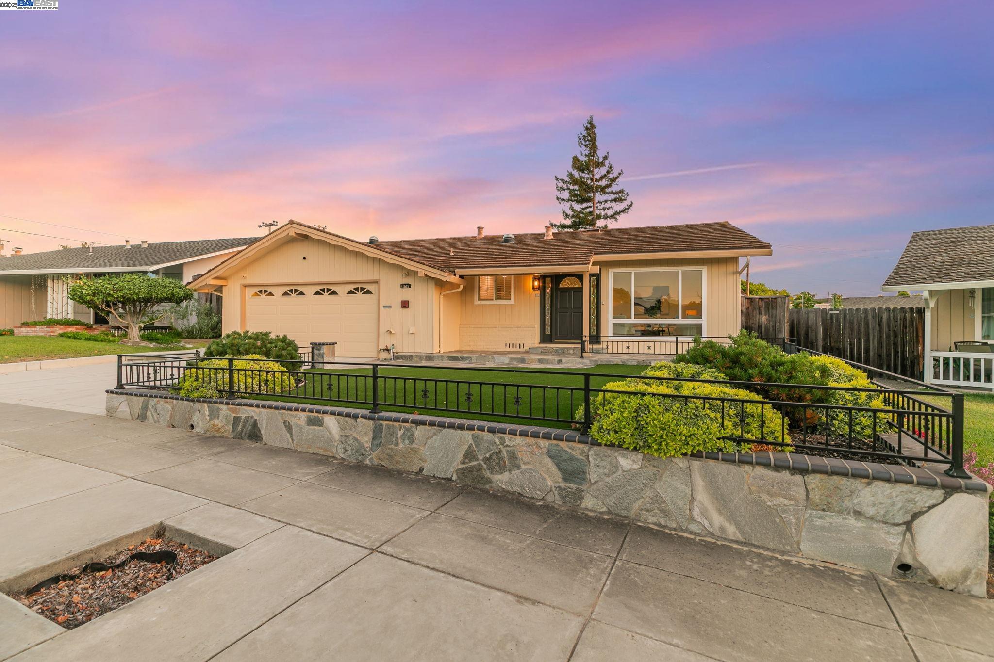 Detail Gallery Image 2 of 57 For 41519 Apricot Ln, Fremont,  CA 94539 - 3 Beds | 2 Baths