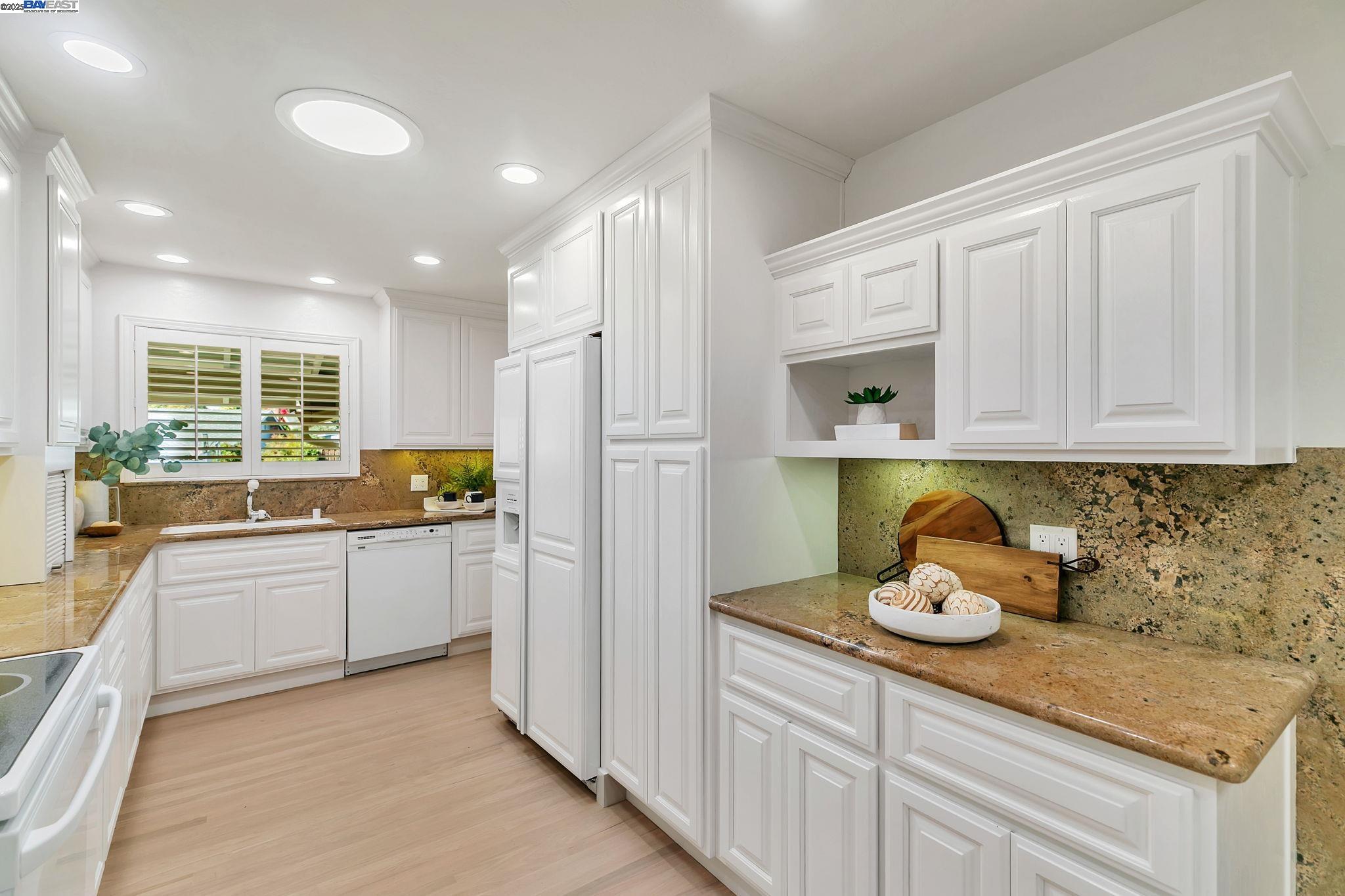 Detail Gallery Image 15 of 57 For 41519 Apricot Ln, Fremont,  CA 94539 - 3 Beds | 2 Baths