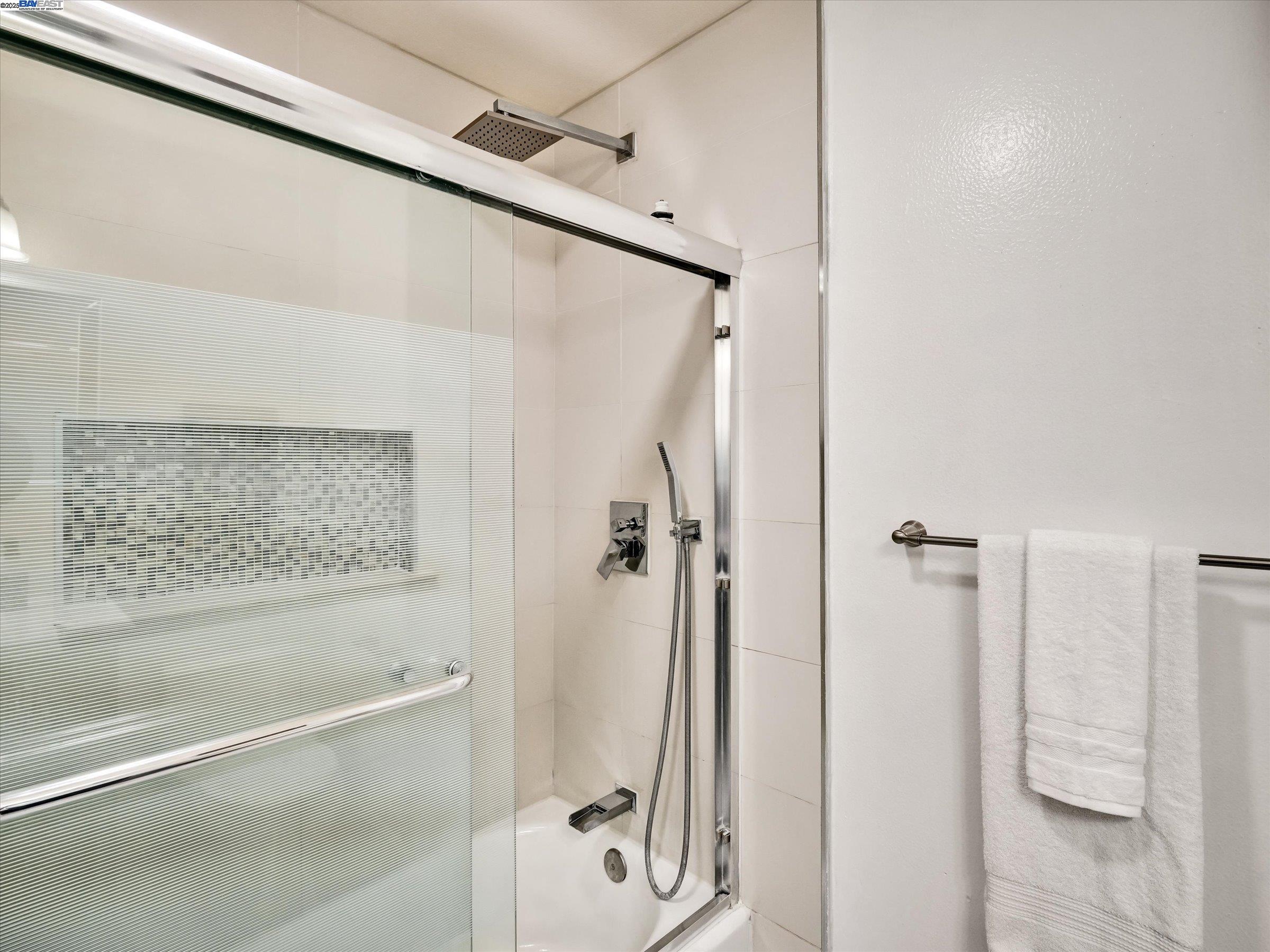 Detail Gallery Image 21 of 40 For 34539 Nantucket Cmn, Fremont,  CA 94555-3134 - 4 Beds | 2/1 Baths