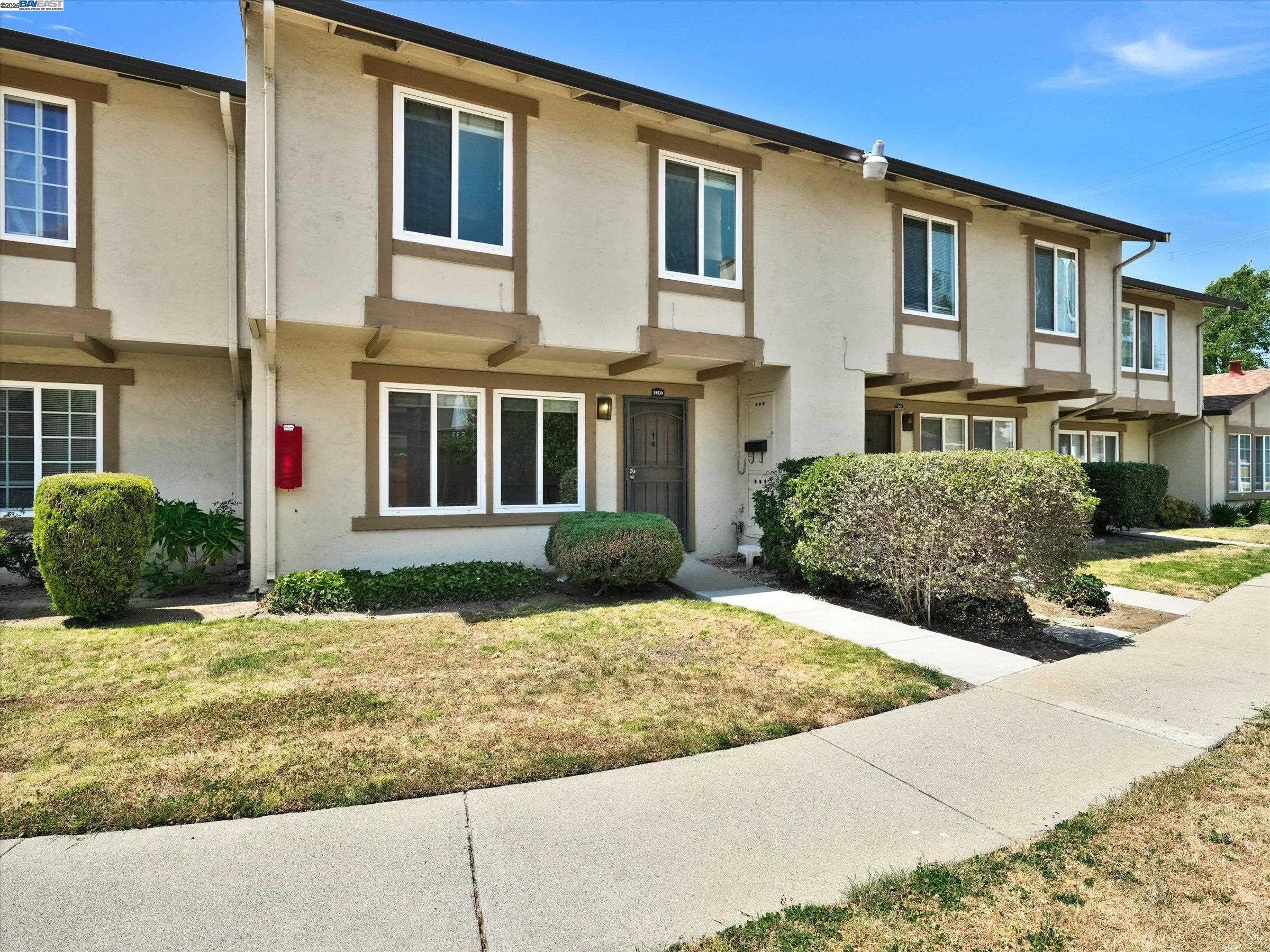 Detail Gallery Image 33 of 40 For 34539 Nantucket Cmn, Fremont,  CA 94555-3134 - 4 Beds | 2/1 Baths