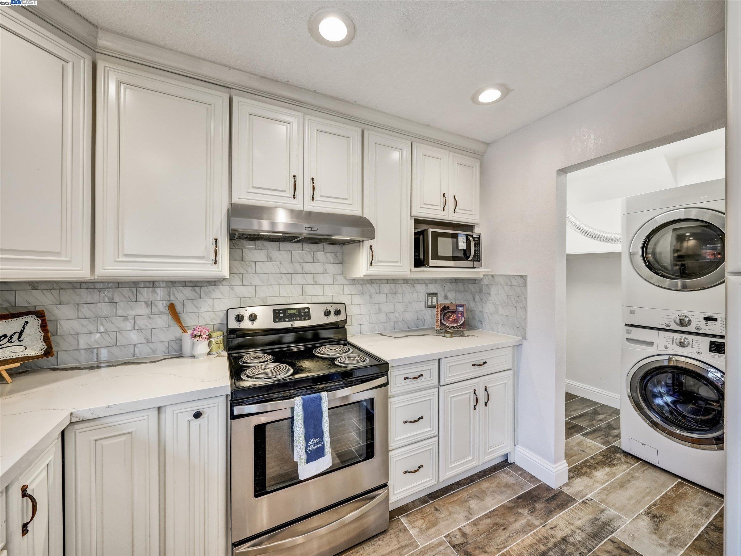 Detail Gallery Image 7 of 40 For 34539 Nantucket Cmn, Fremont,  CA 94555-3134 - 4 Beds | 2/1 Baths