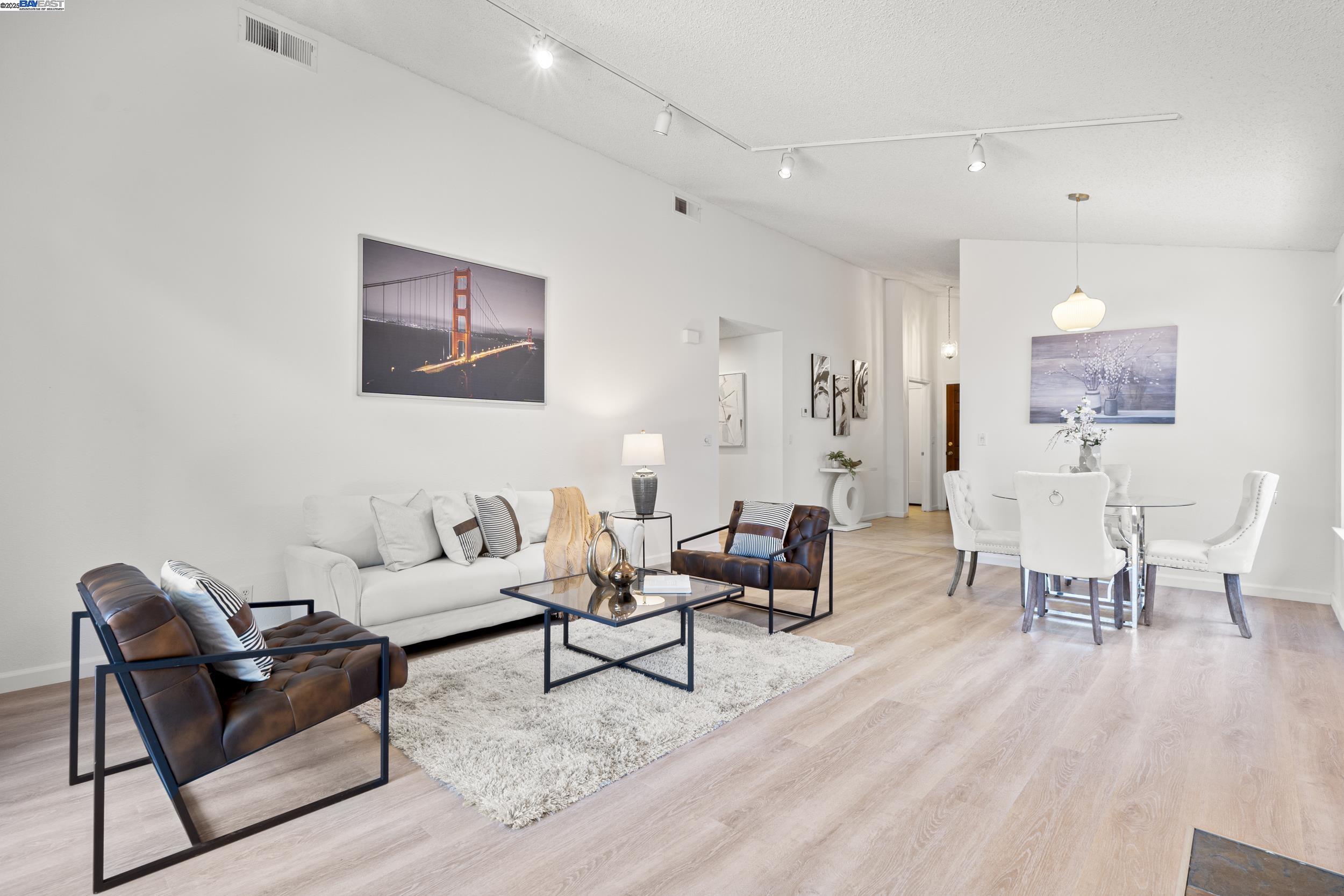 Detail Gallery Image 9 of 33 For 139 Justin Cir, Alameda,  CA 94502 - 3 Beds | 2 Baths