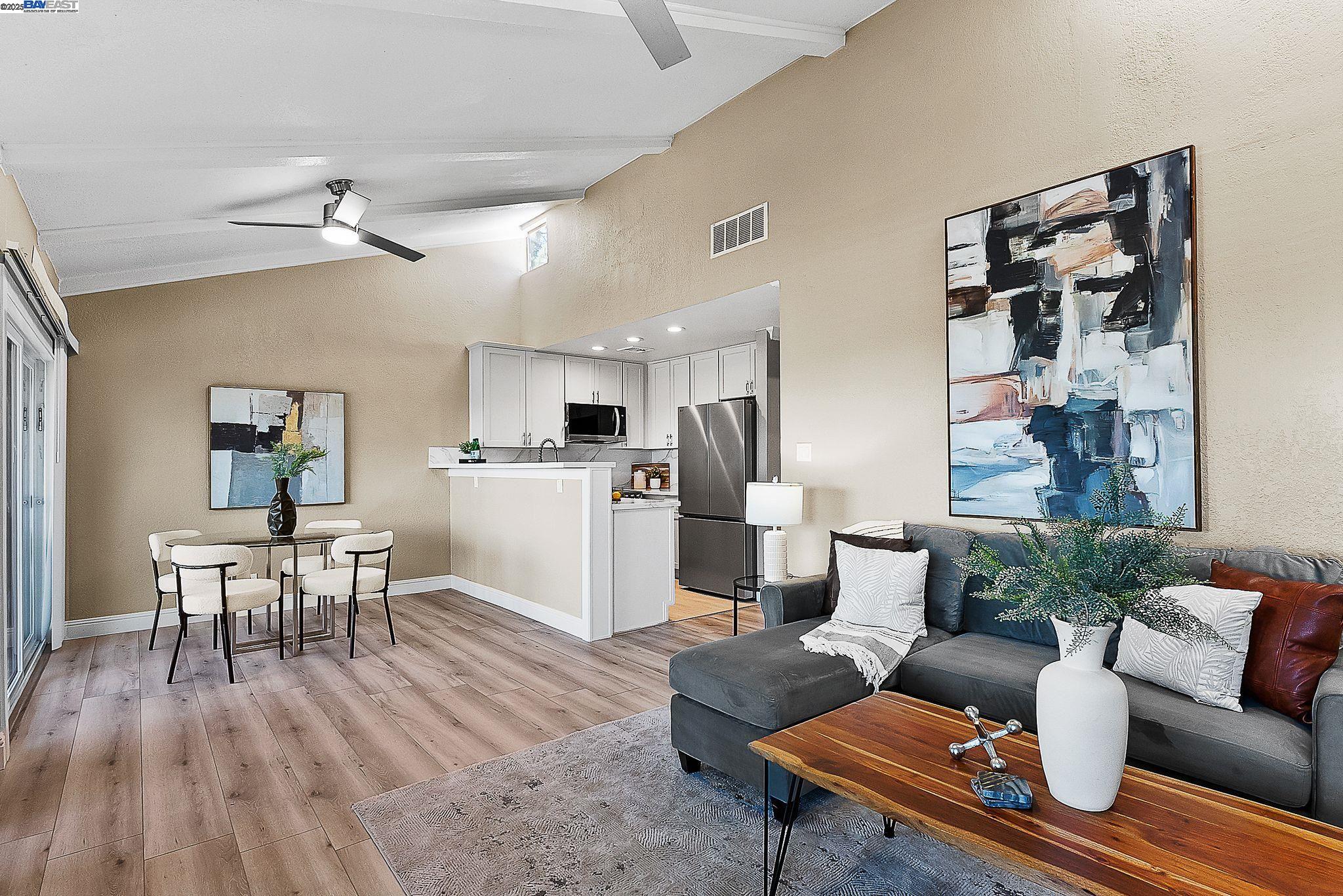 Detail Gallery Image 5 of 37 For 226 Kathy Ellen Dr, Vallejo,  CA 94591 - 2 Beds | 2 Baths