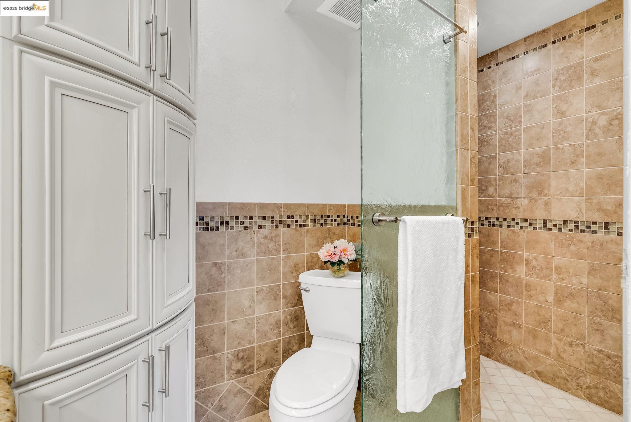 Photo #29: 41099297 Listing: Photo #29