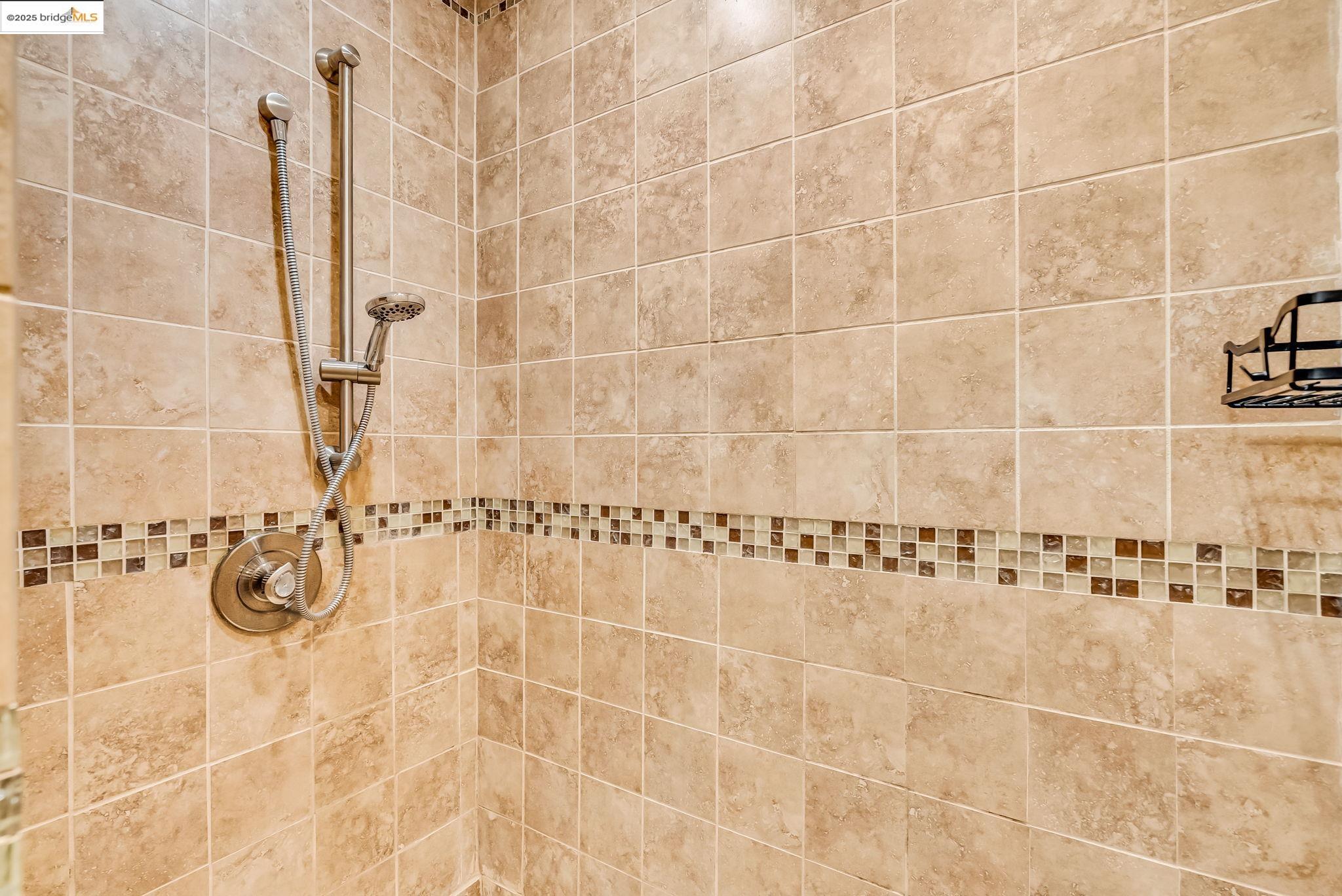 Photo #30: 41099297 Listing: Photo #30