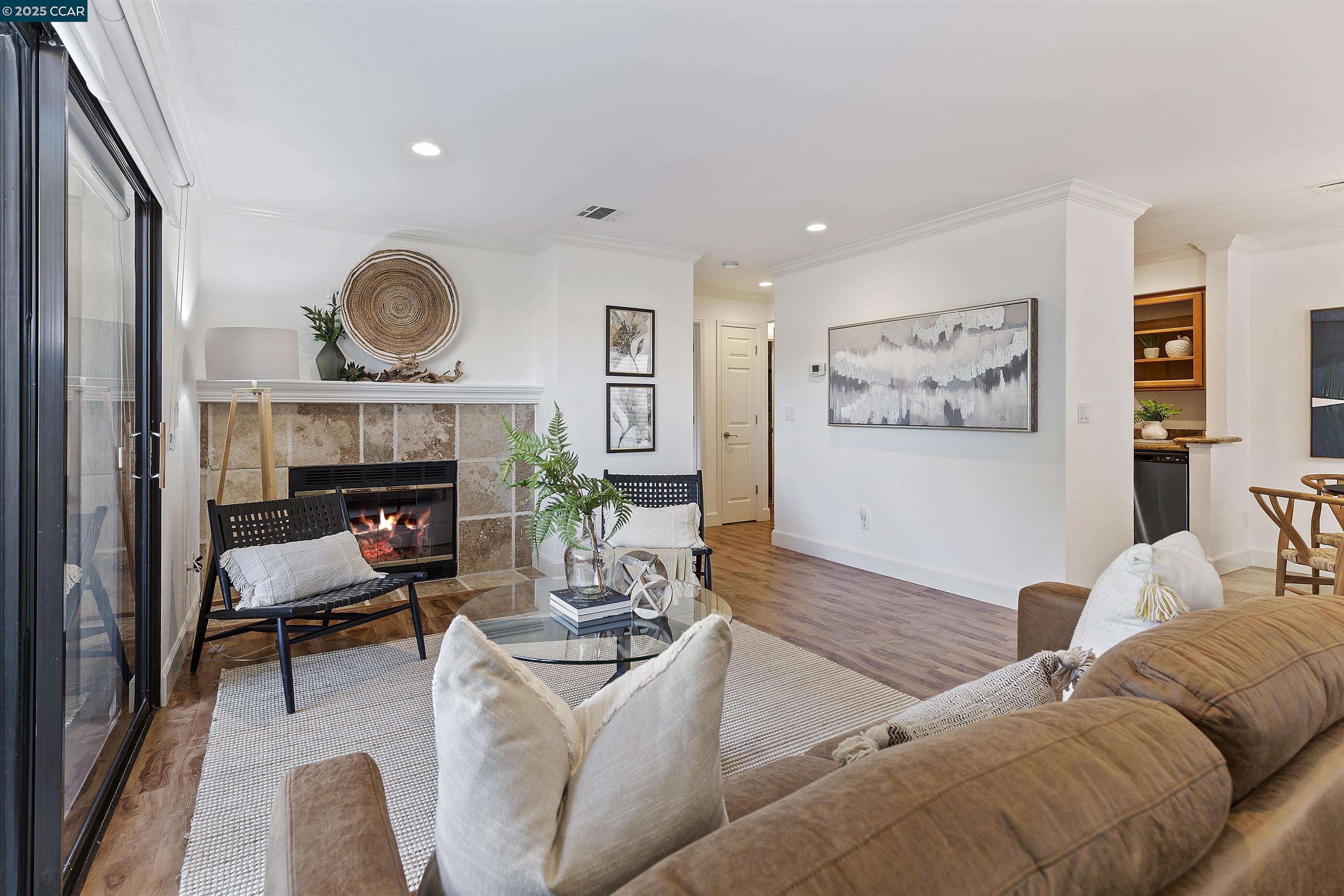 Photo #3: 41099306 Listing 