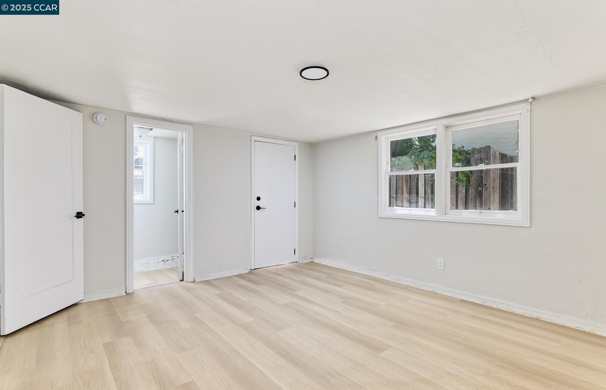 Detail Gallery Image 15 of 30 For 1335 Pine St, Pittsburg,  CA 94565 - 4 Beds | 3 Baths