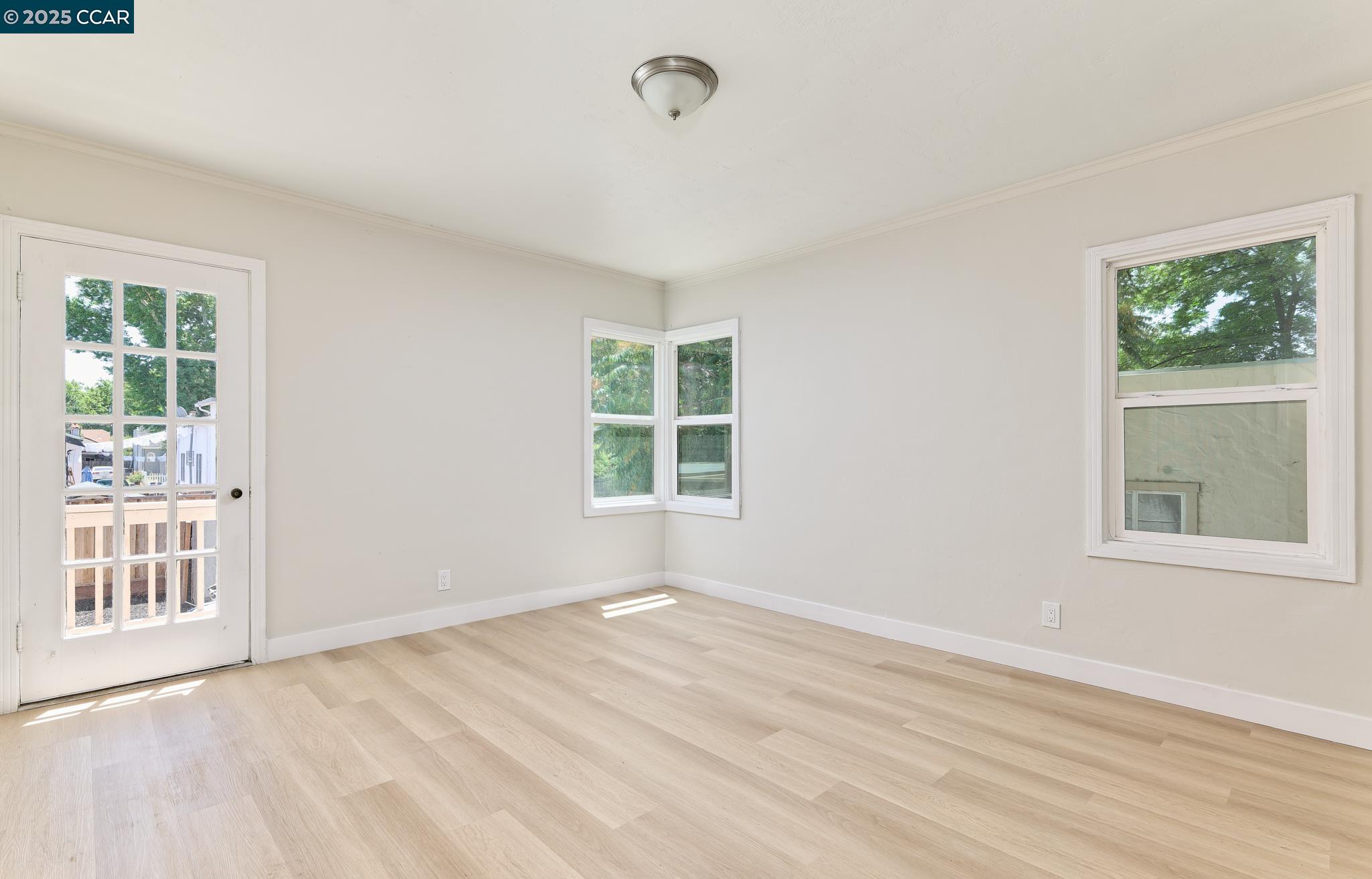Detail Gallery Image 18 of 30 For 1335 Pine St, Pittsburg,  CA 94565 - 4 Beds | 3 Baths