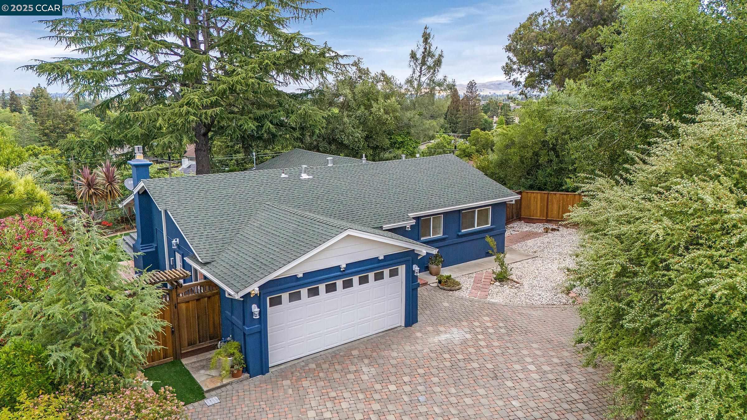 Detail Gallery Image 1 of 60 For 1952 Montclair Court, Walnut Creek,  CA 94597 - 3 Beds | 2 Baths